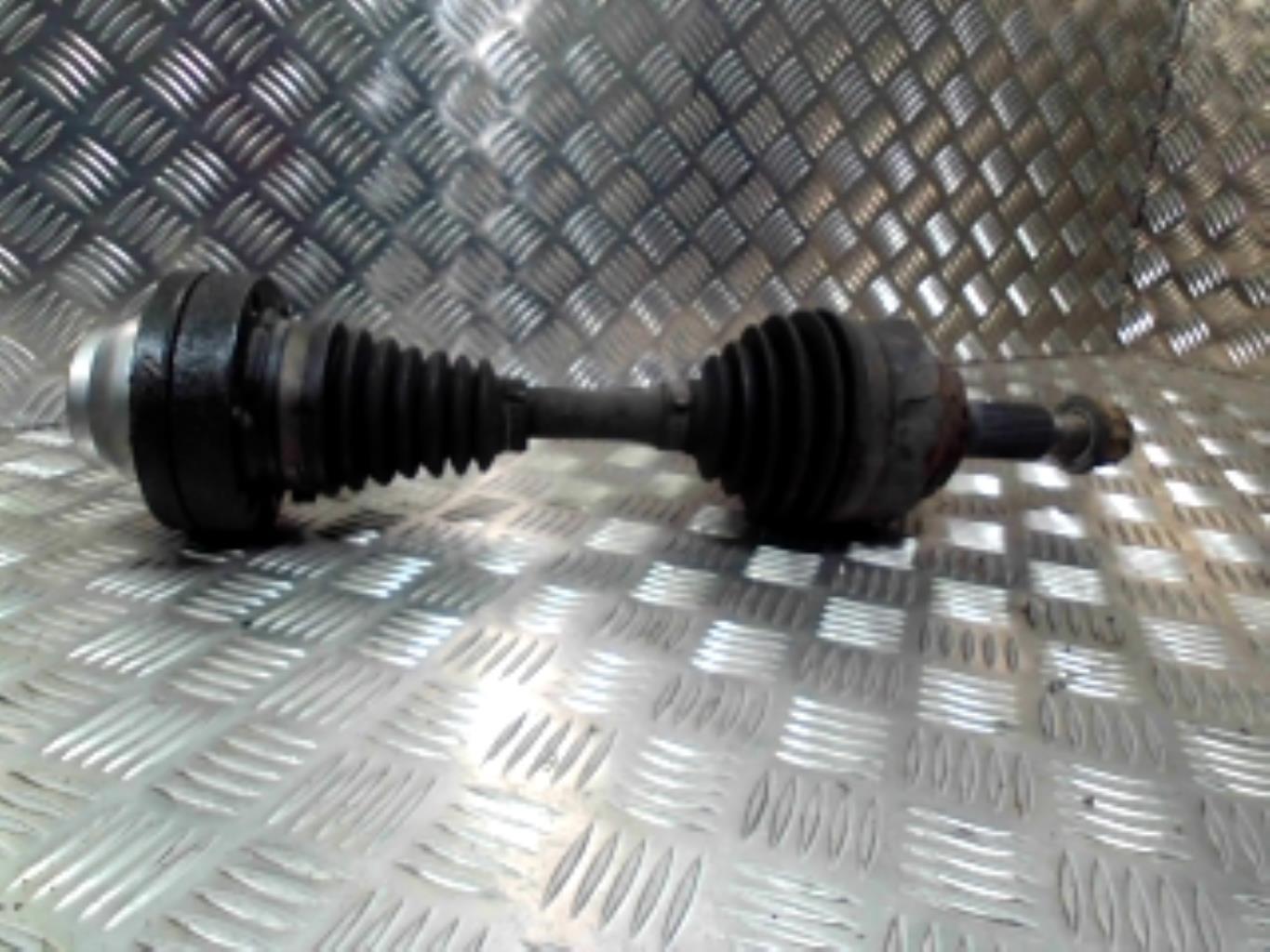 Giunto cardanico albero di trasmissione sinistro VOLKSWAGEN TOUAREG 1 PHASE 1 Diésel - 1