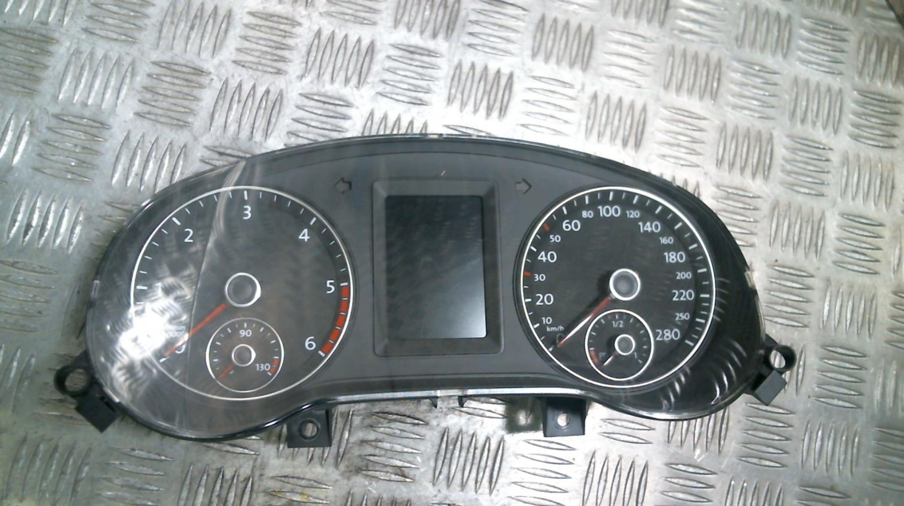 Compteur VOLKSWAGEN JETTA 4 Diesel - 1