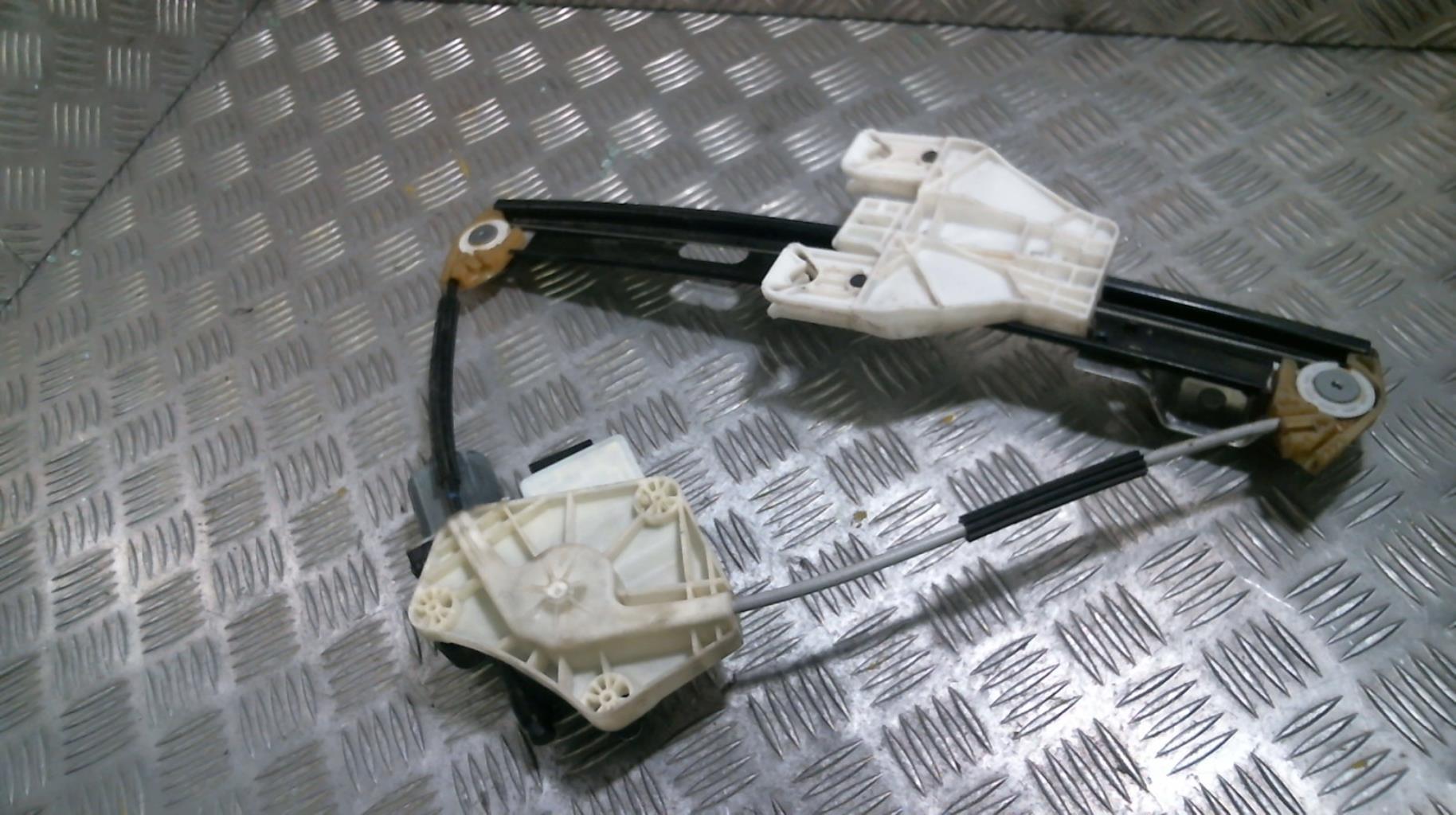 Alzacristalli elettrico posteriore sinistro SEAT LEON 3 PHASE 1 Gasolina - 1