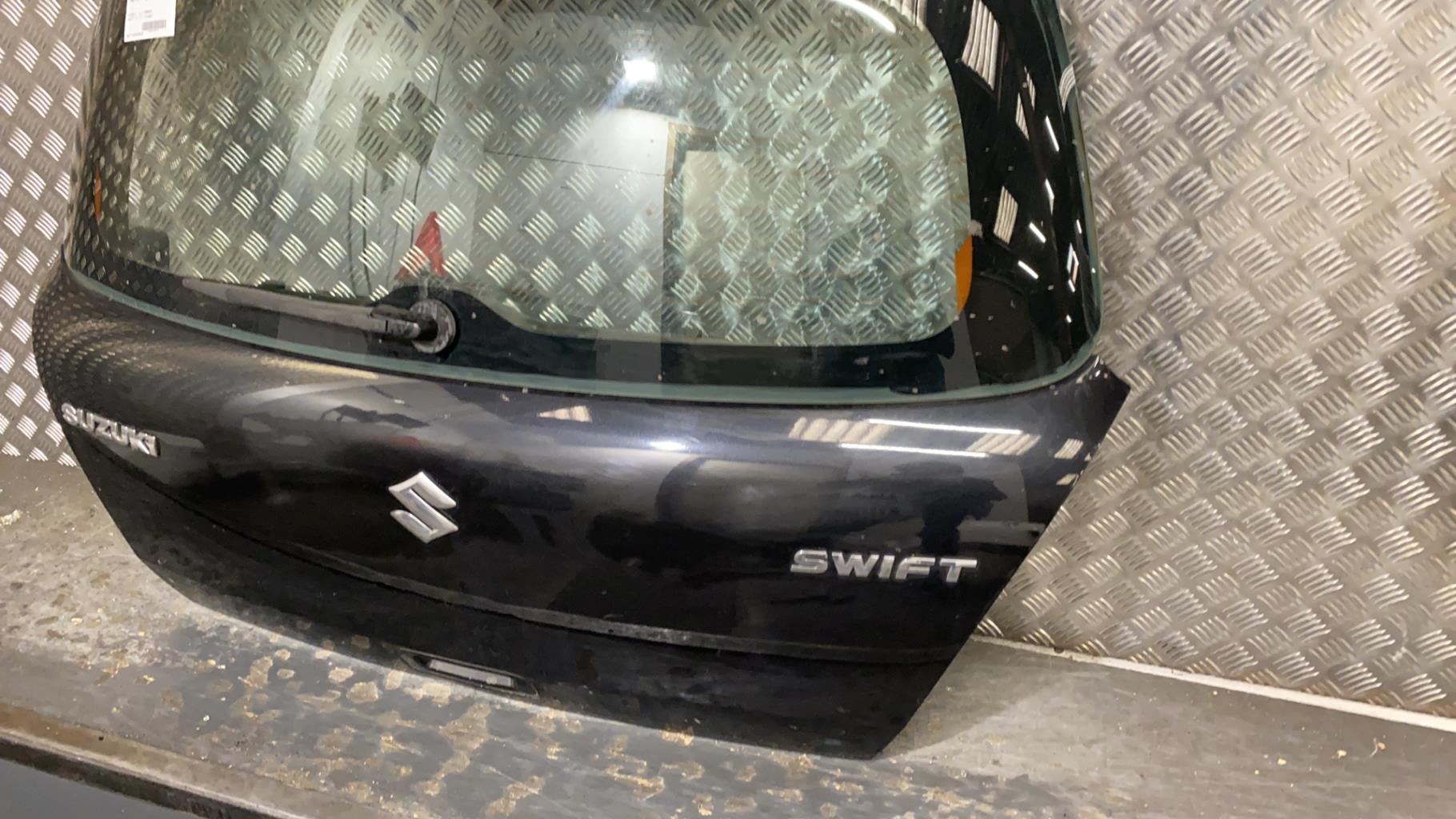 Portabagagli/Portellone posteriore SUZUKI SWIFT 3 Diésel - 1
