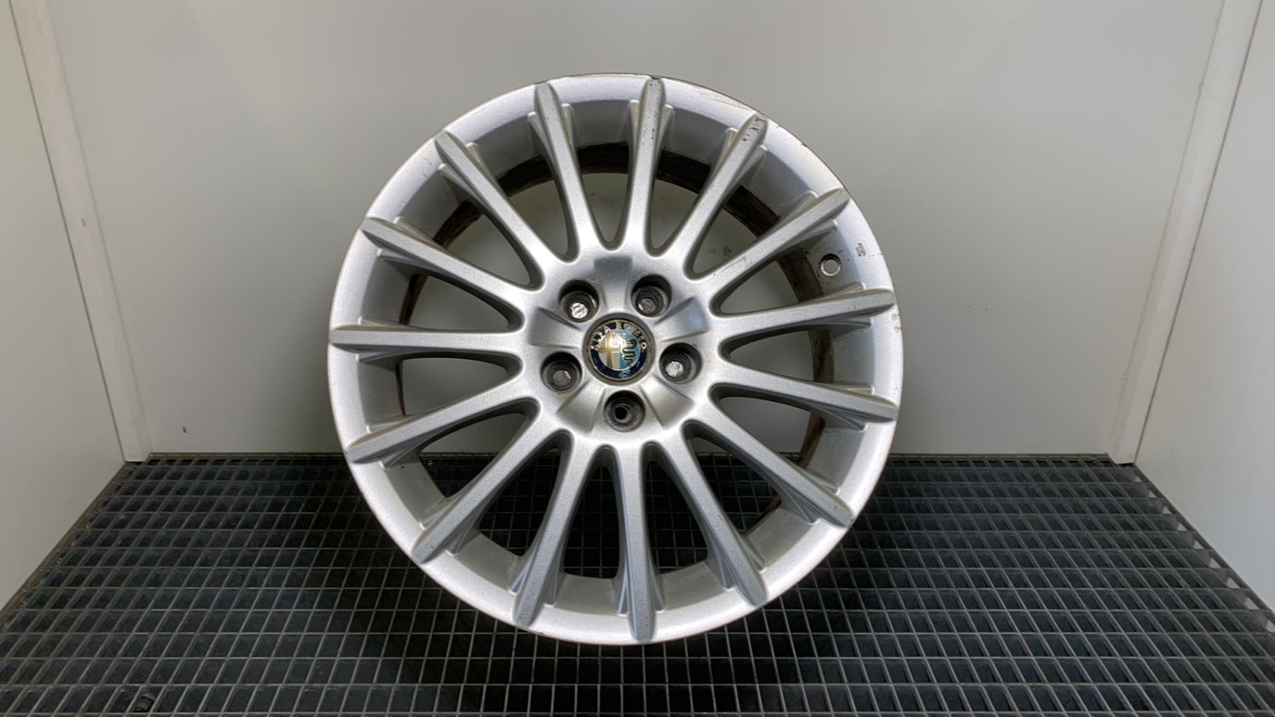 Jante ALFA ROMEO MITO  - 1