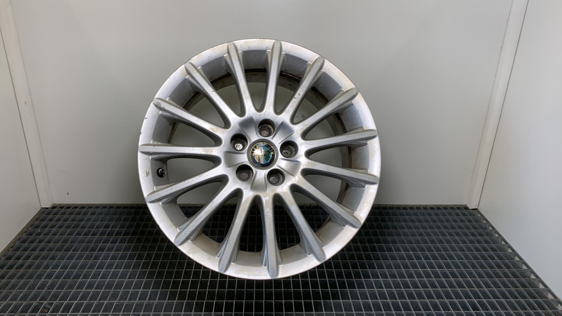 Jante ALFA ROMEO MITO  - 1