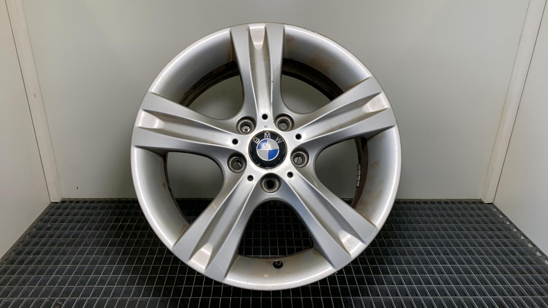 Jante BMW SERIE 1 E81  - 1