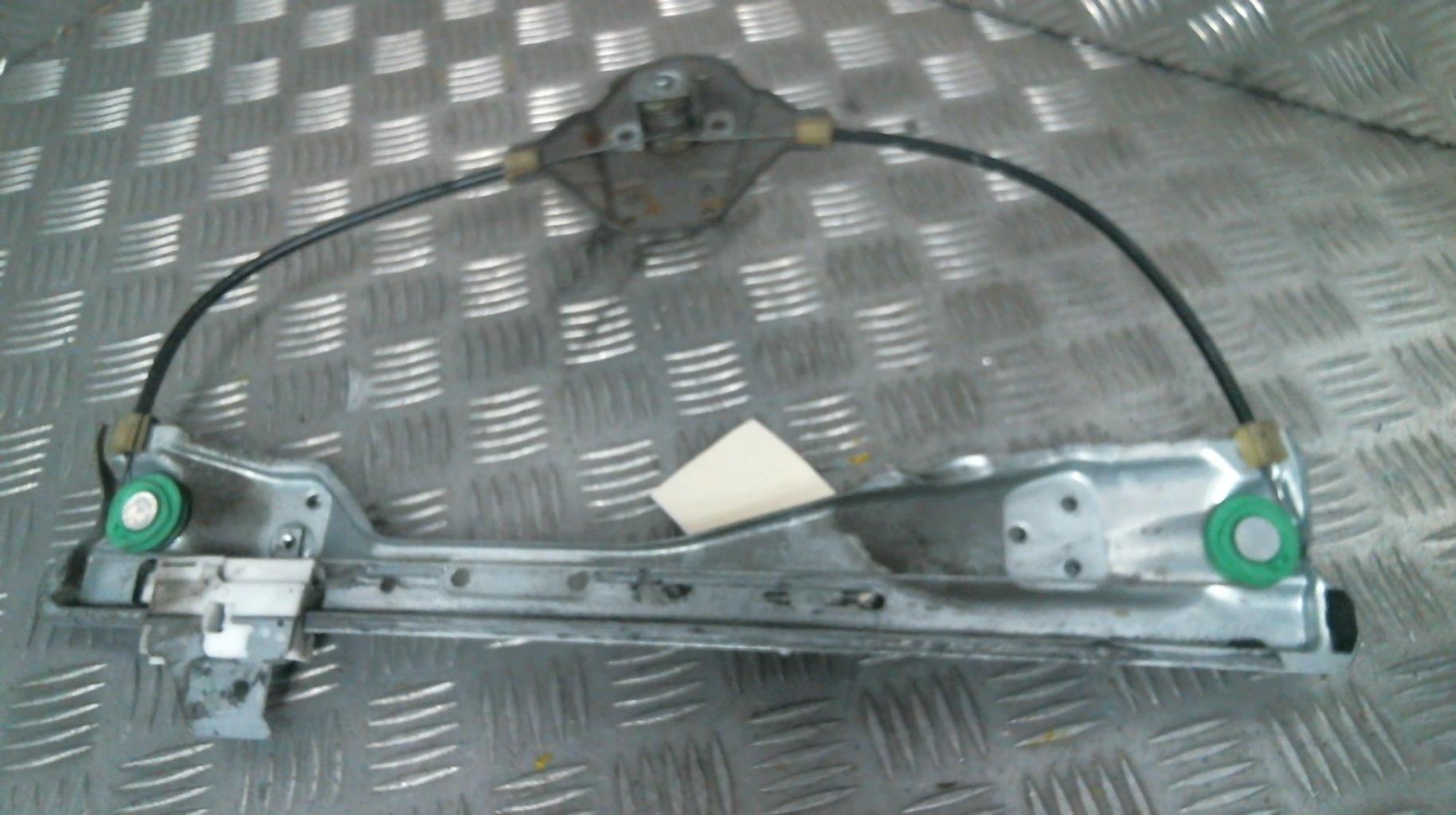 Alzacristalli manuale posteriore sinistro PEUGEOT 308 1 PHASE 1 Diésel - 1