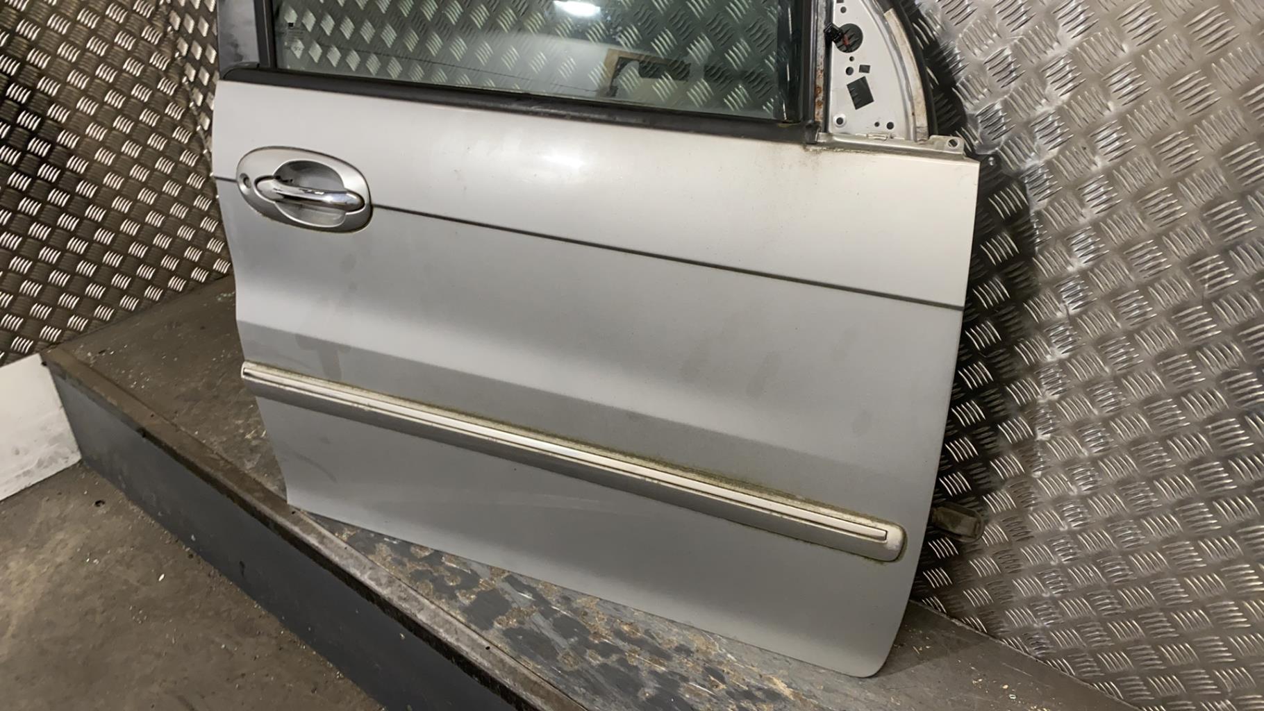 Portiera anteriore destra KIA CARNIVAL 1 Diésel - 1