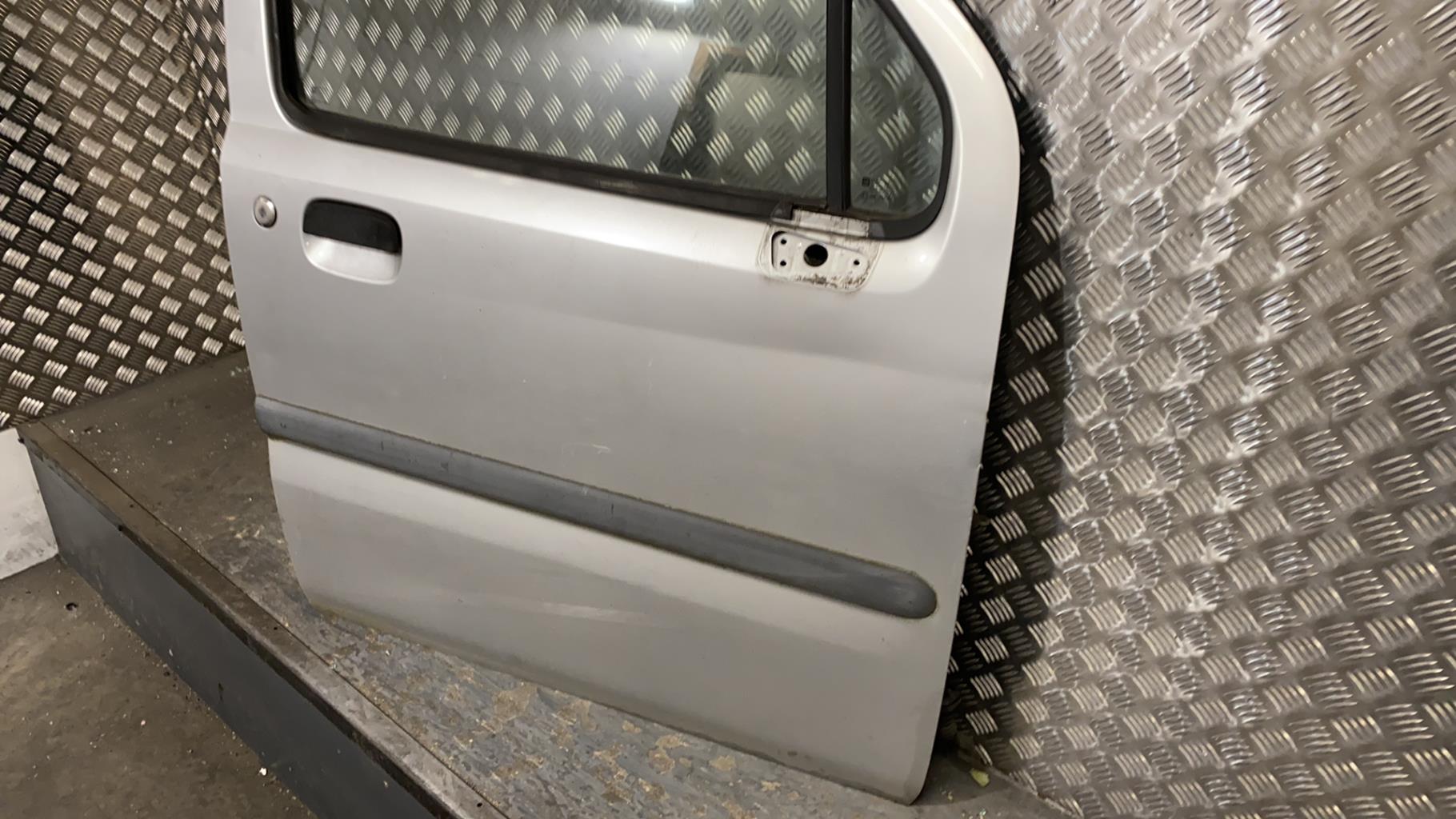 Portiera anteriore destra OPEL AGILA A Gasolina - 1