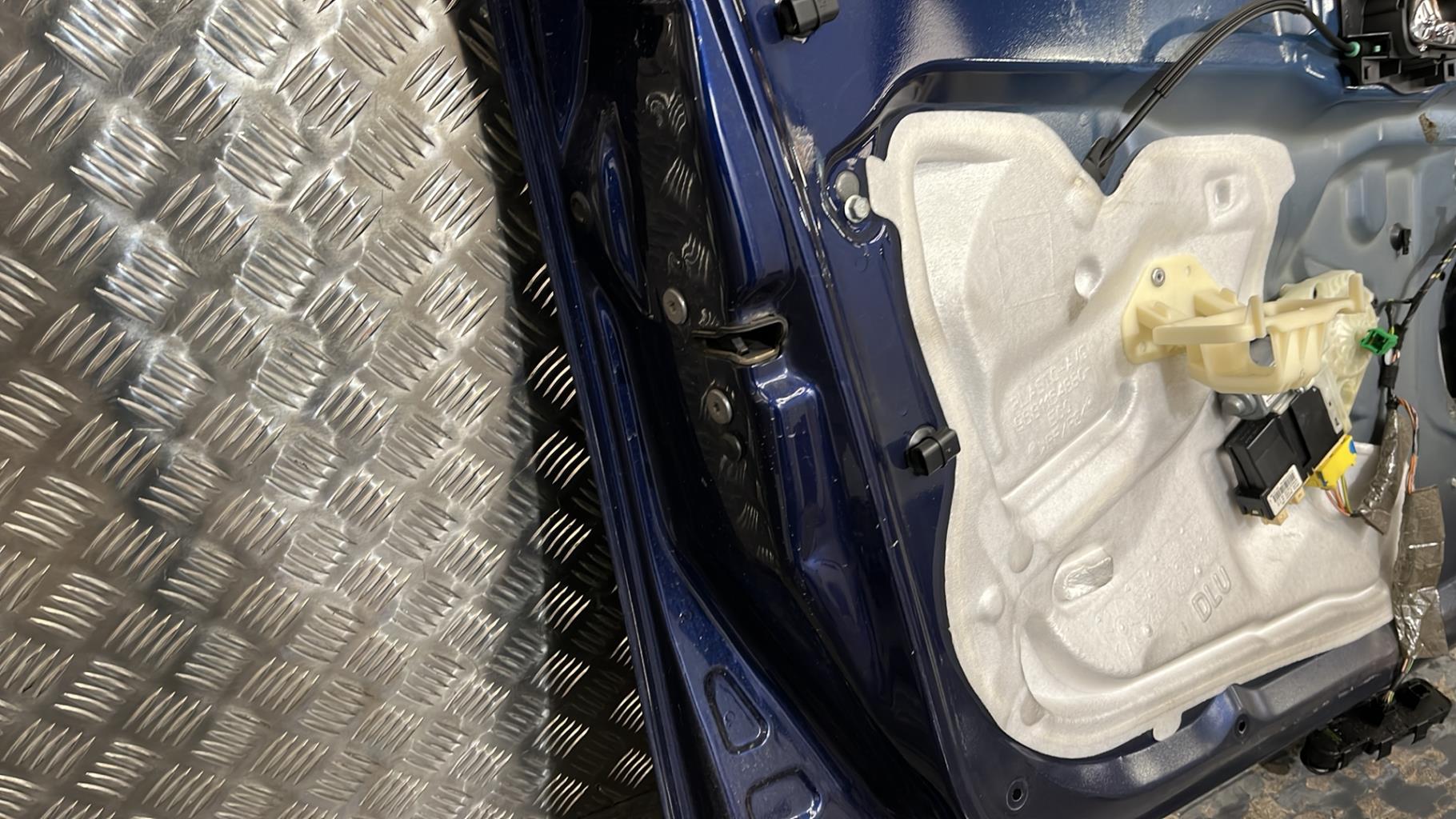 Portiera anteriore sinistra CITROEN C4 1 PHASE 1 Diésel - 1