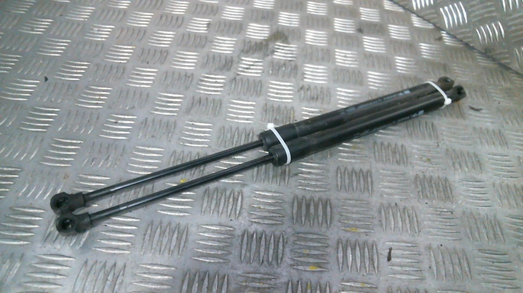 Verin de coffre RENAULT CLIO 4 PHASE 1 Diesel - 1