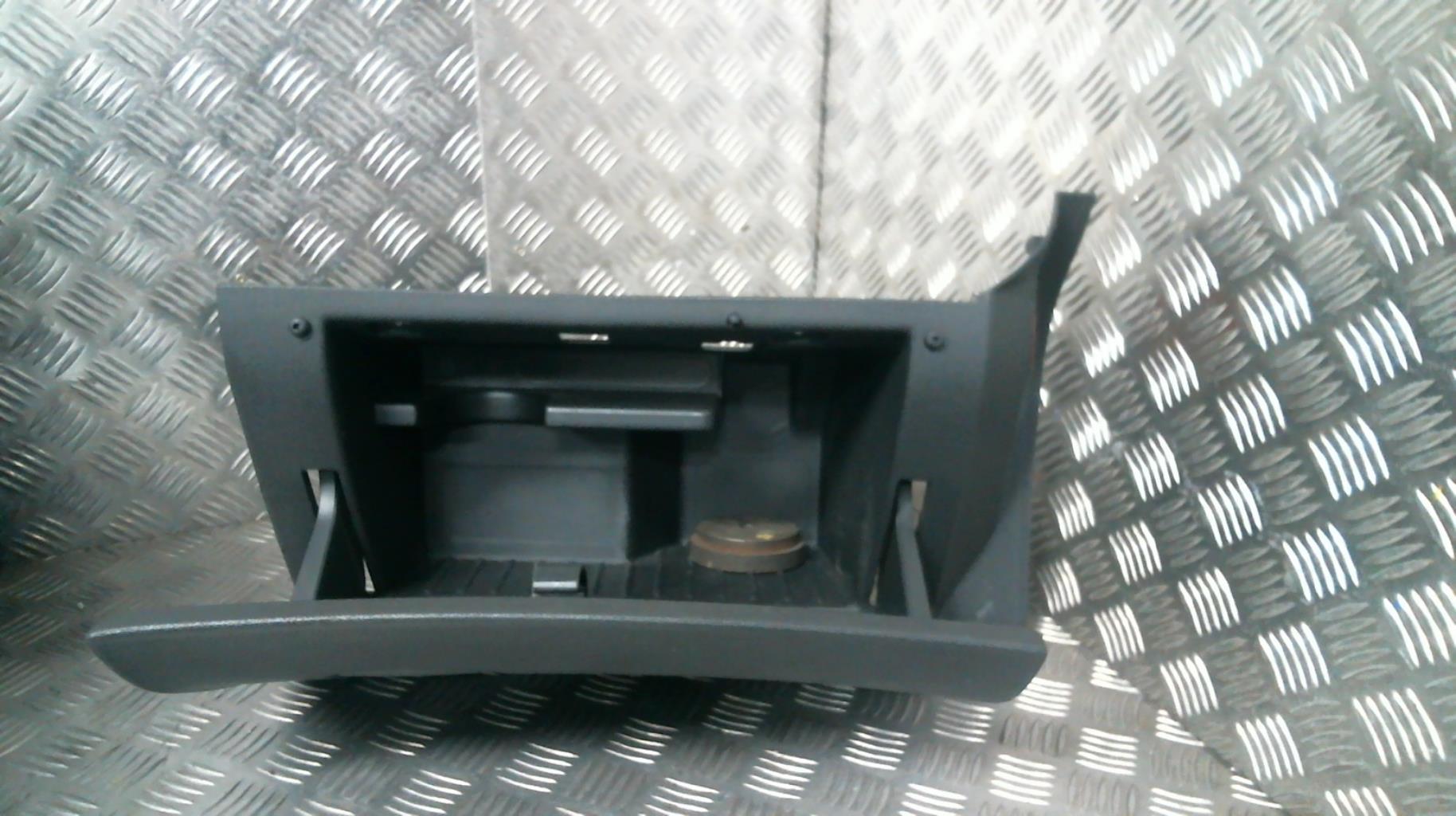 Boite a gants OPEL CORSA D PHASE 1 Diesel - 1