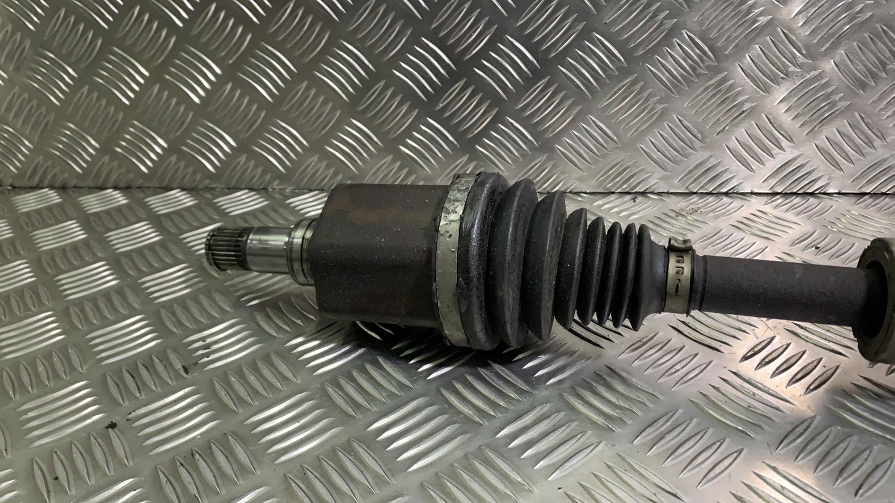 Cardan gauche (transmission) FORD FOCUS 3 PHASE 1 Essence - 1
