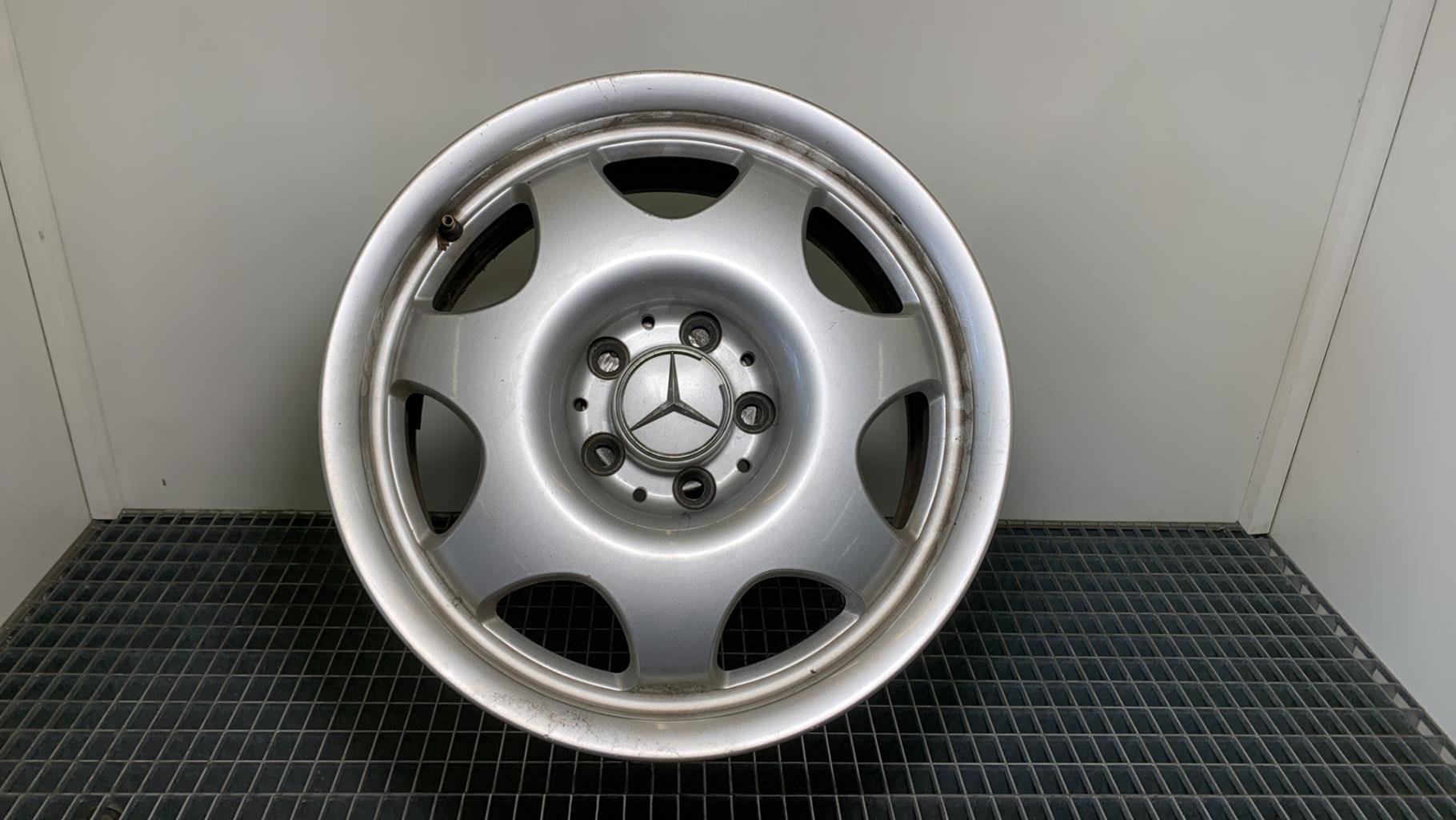 Jante MERCEDES CLASSE E 211  - 1