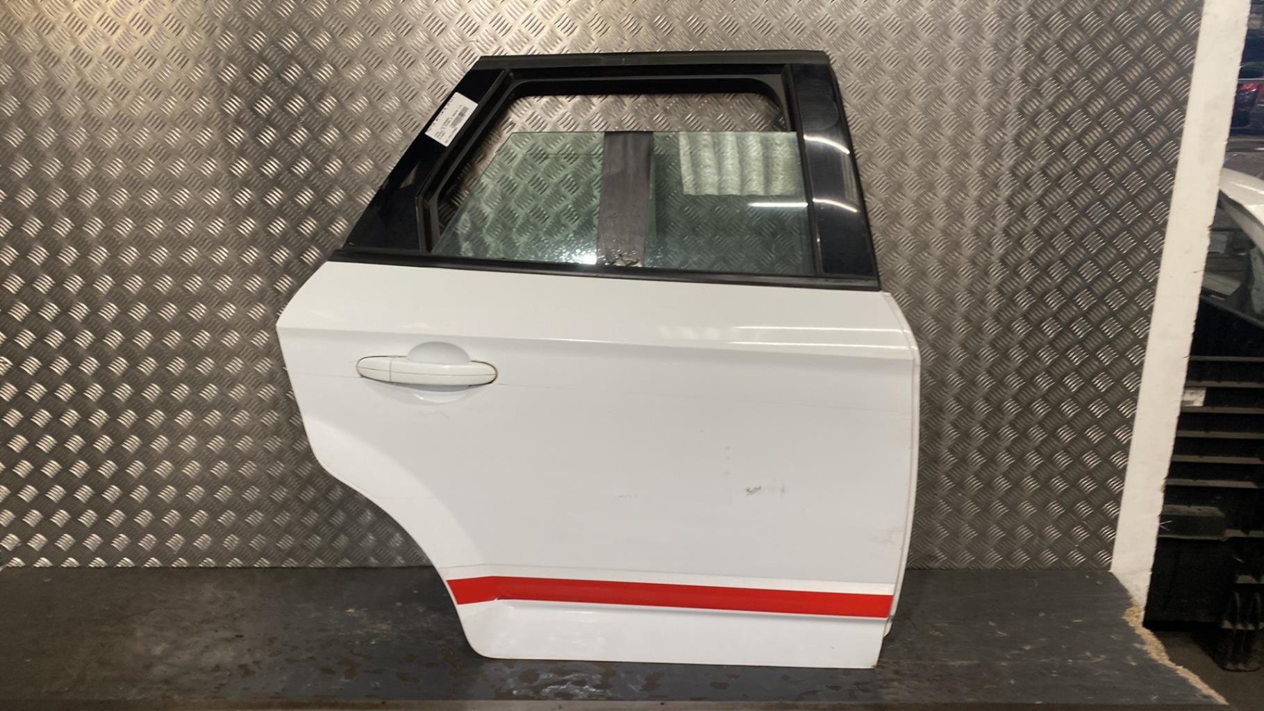 Portiera posteriore destra FORD MONDEO 3 PHASE 2 BREAK Diésel - 1