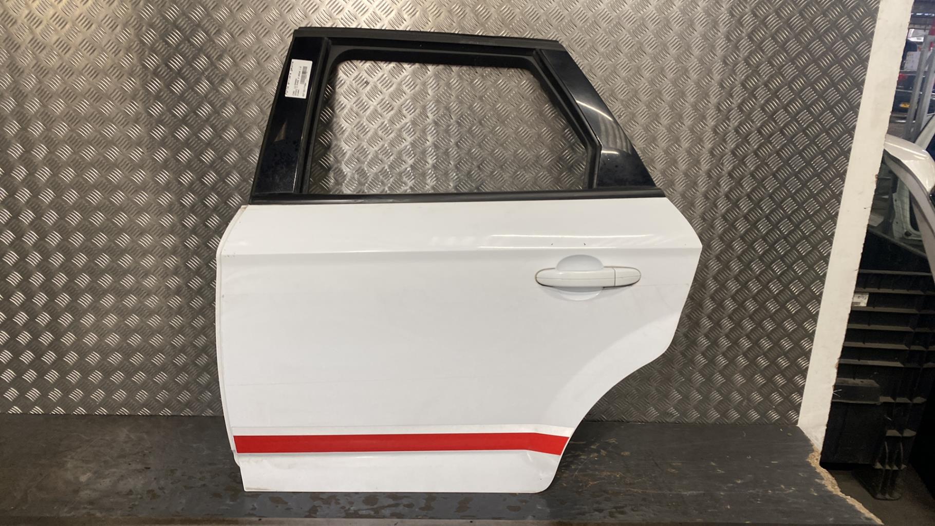 Portiera posteriore sinistra FORD MONDEO 3 PHASE 2 BREAK Diésel - 1