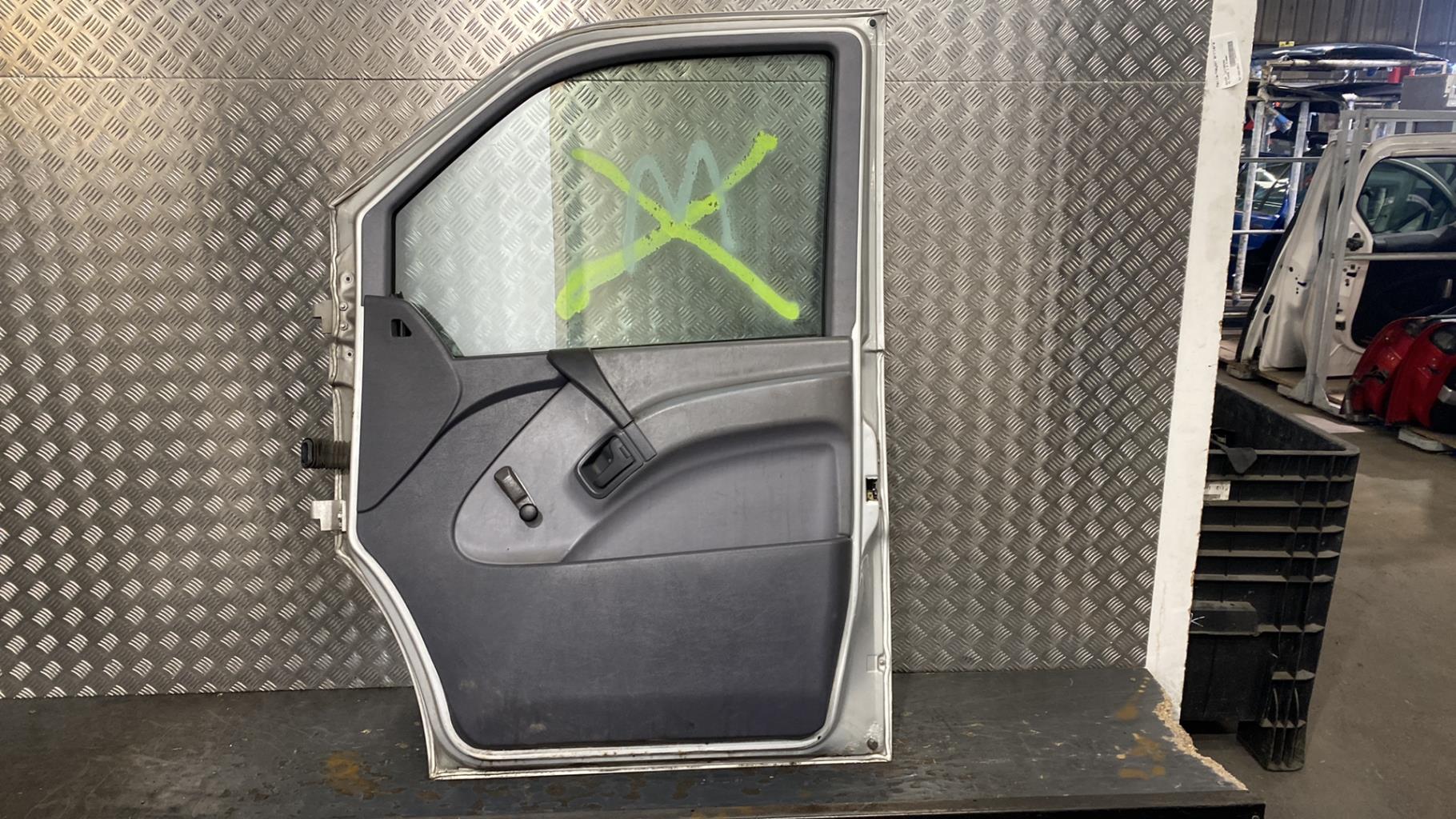 Portiera anteriore destra MERCEDES VITO 638 Diésel - 1
