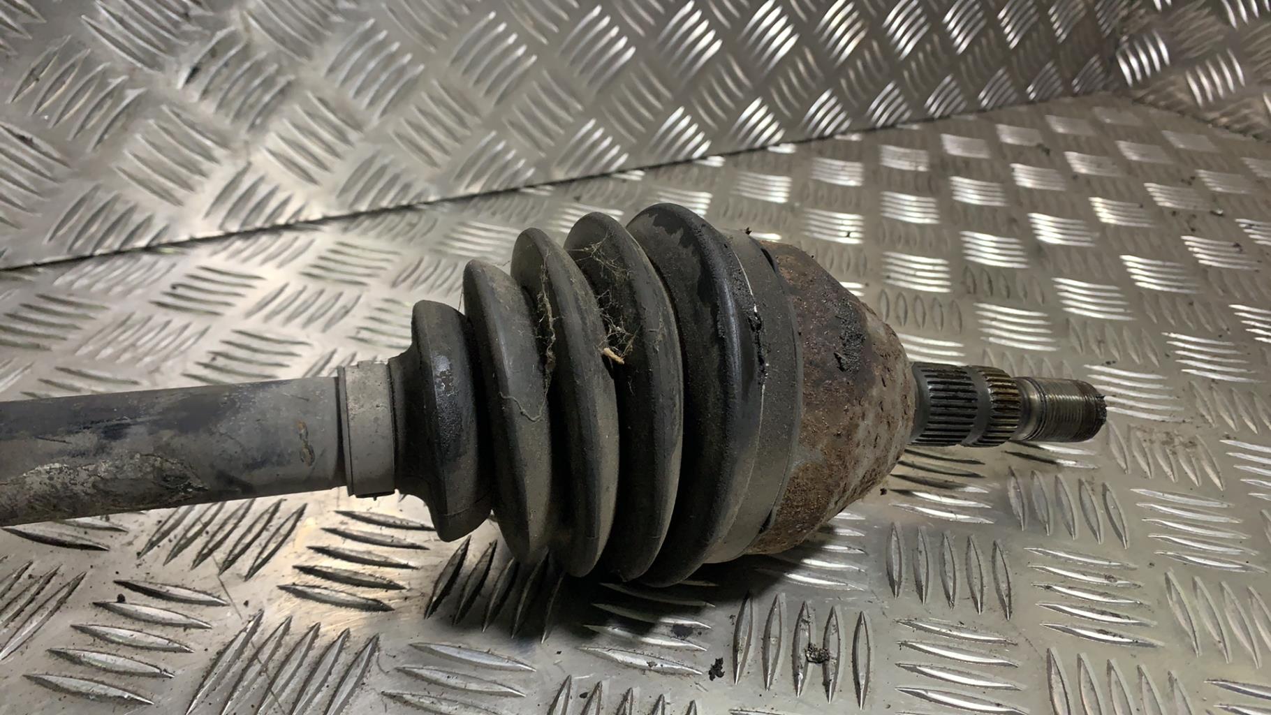 Giunto cardanico albero di trasmissione sinistro OPEL ZAFIRA B PHASE 2 Diésel - 1