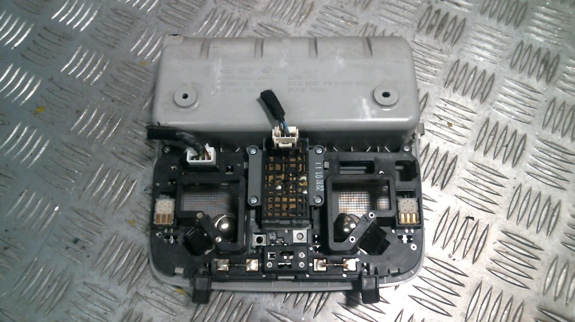 Eclairage de plafonnier HYUNDAI IX 35 PHASE 1 Diesel - 1