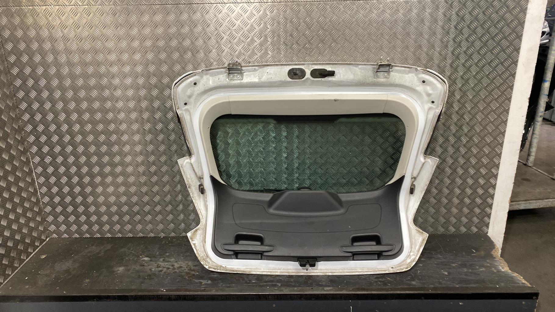 Portabagagli/Portellone posteriore FORD FOCUS 3 PHASE 1 Gasolina - 1