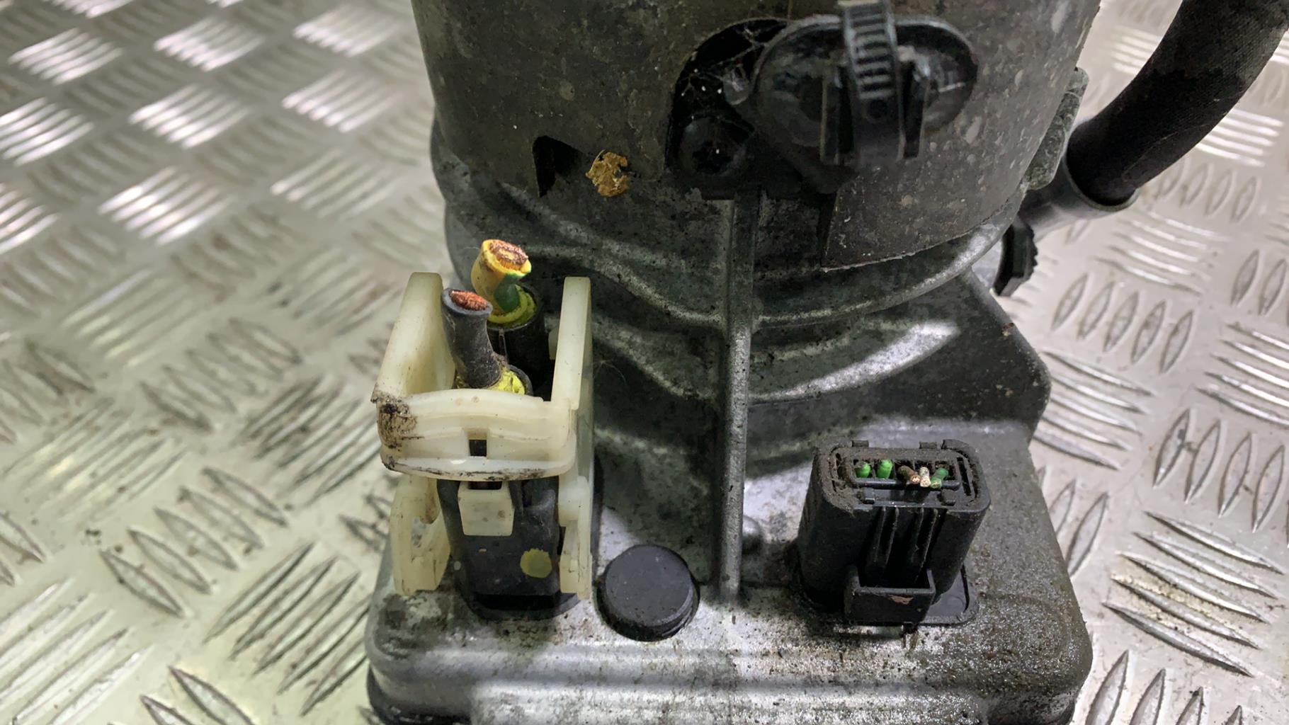 Pompe de direction CITROEN C5 2 BREAK Diesel - 1