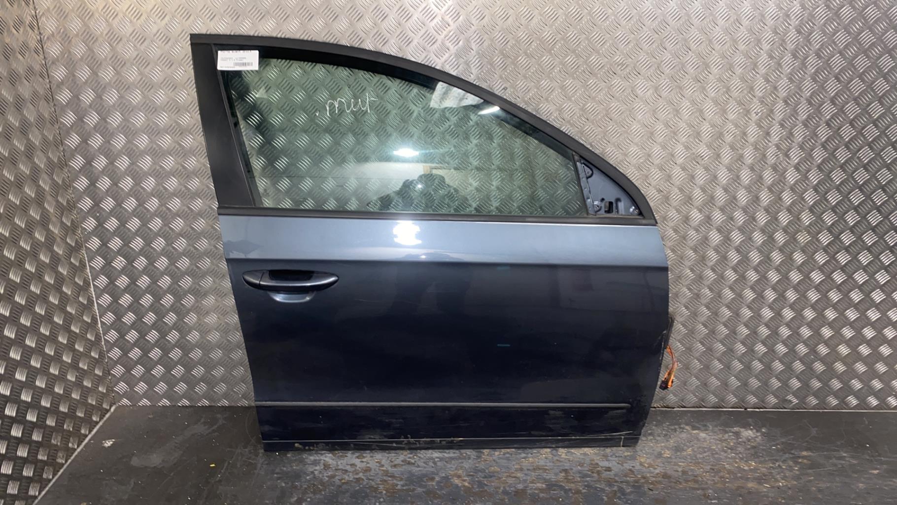 Portiera anteriore destra VOLKSWAGEN PASSAT 6 Diésel - 1