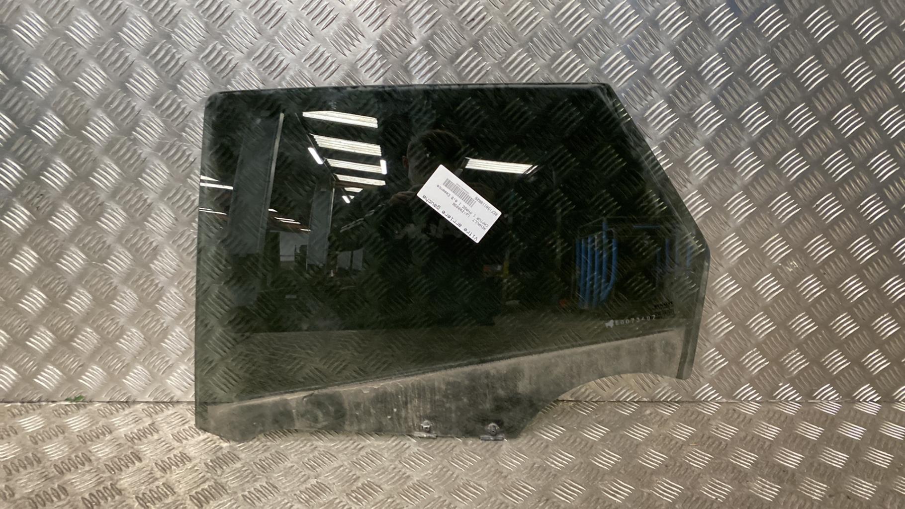 Vetro posteriore sinistro RENAULT CAPTUR 1 PHASE 1 Gasolina - 1