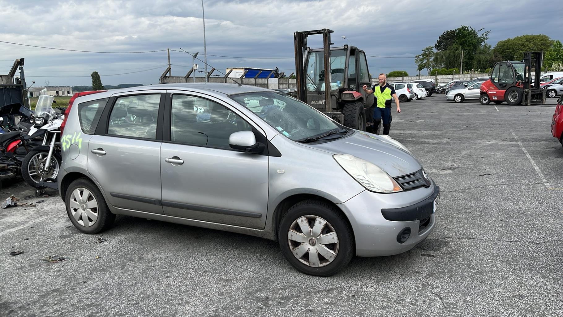 Pare soleil gauche NISSAN NOTE 1 PHASE 1 Diesel - 1