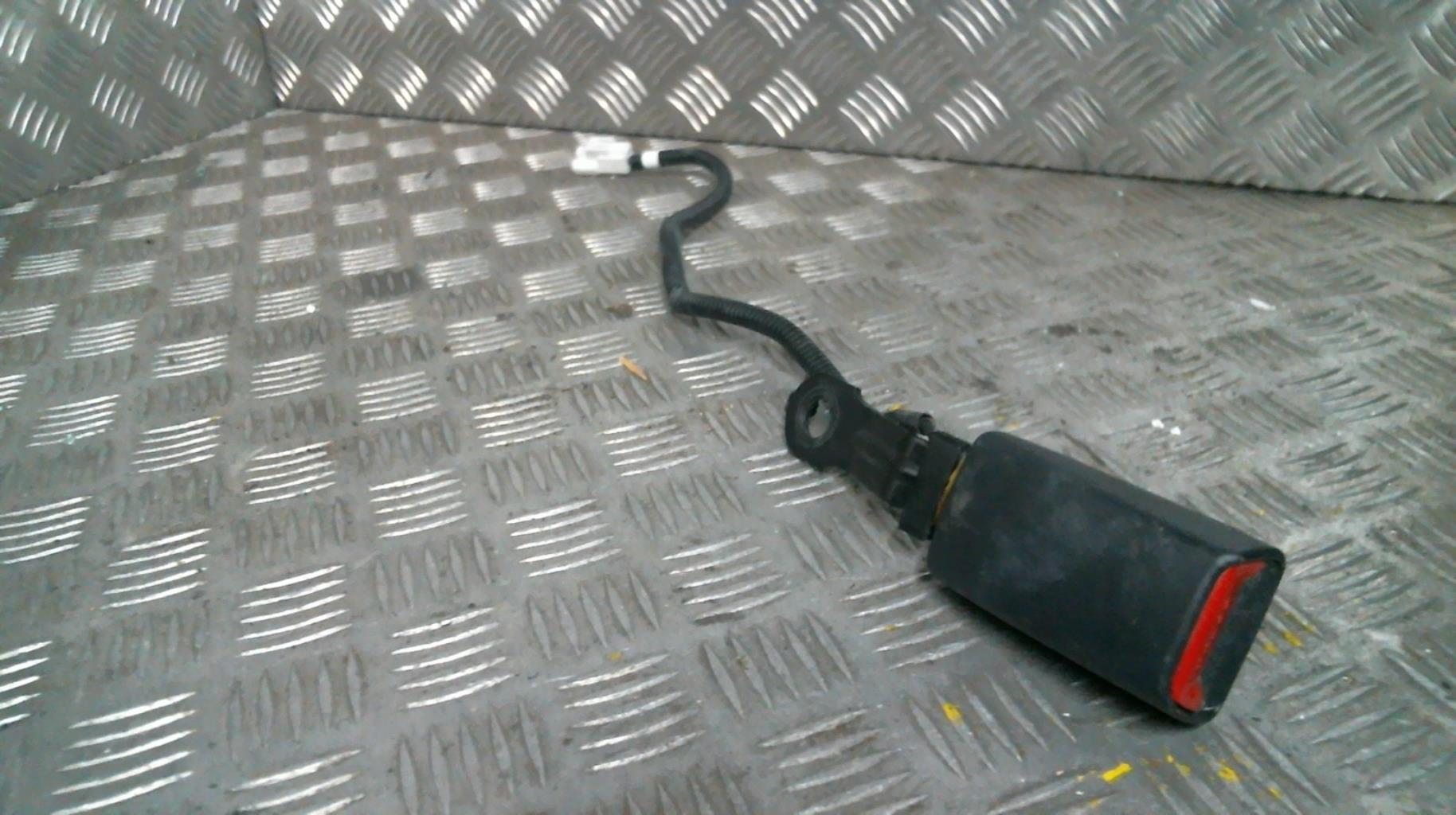 Aggancio cintura sicurezza anteriore destro KIA RIO 3 PHASE 1 Gasolina - 1