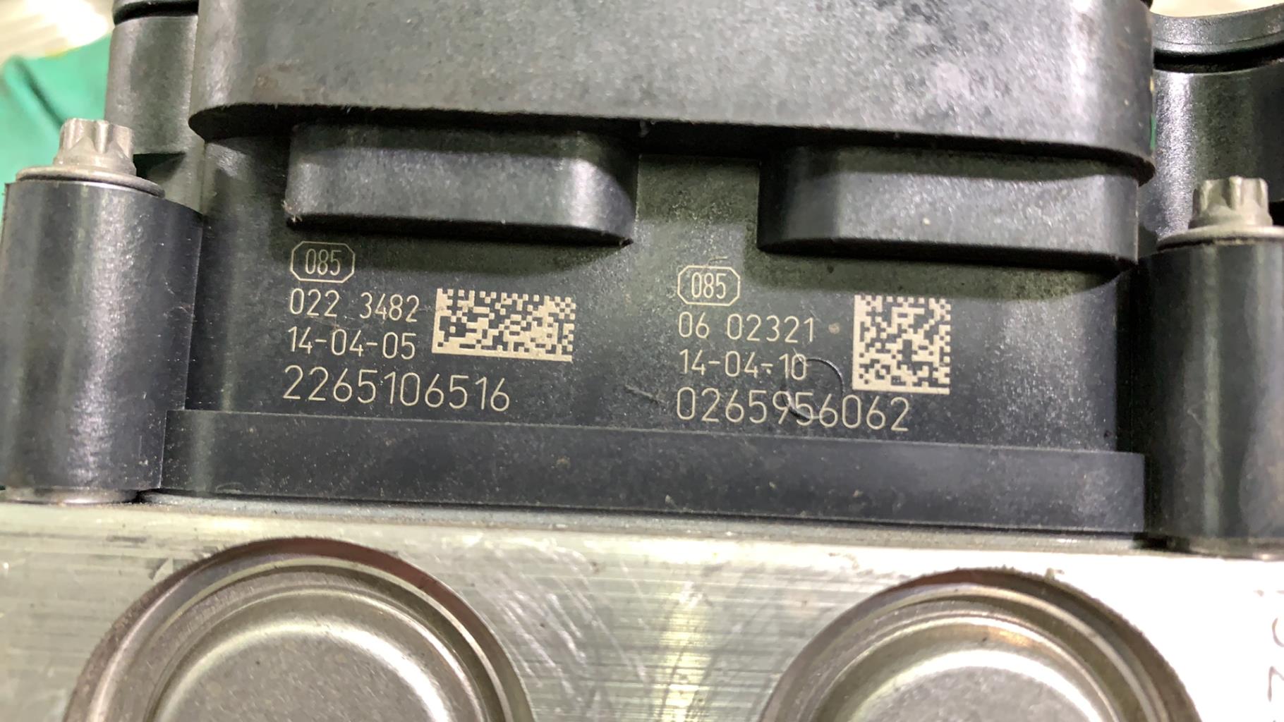 Blocco ABS (antibloccaggio freni) PEUGEOT 308 2 PHASE 1 Gasolina - 1