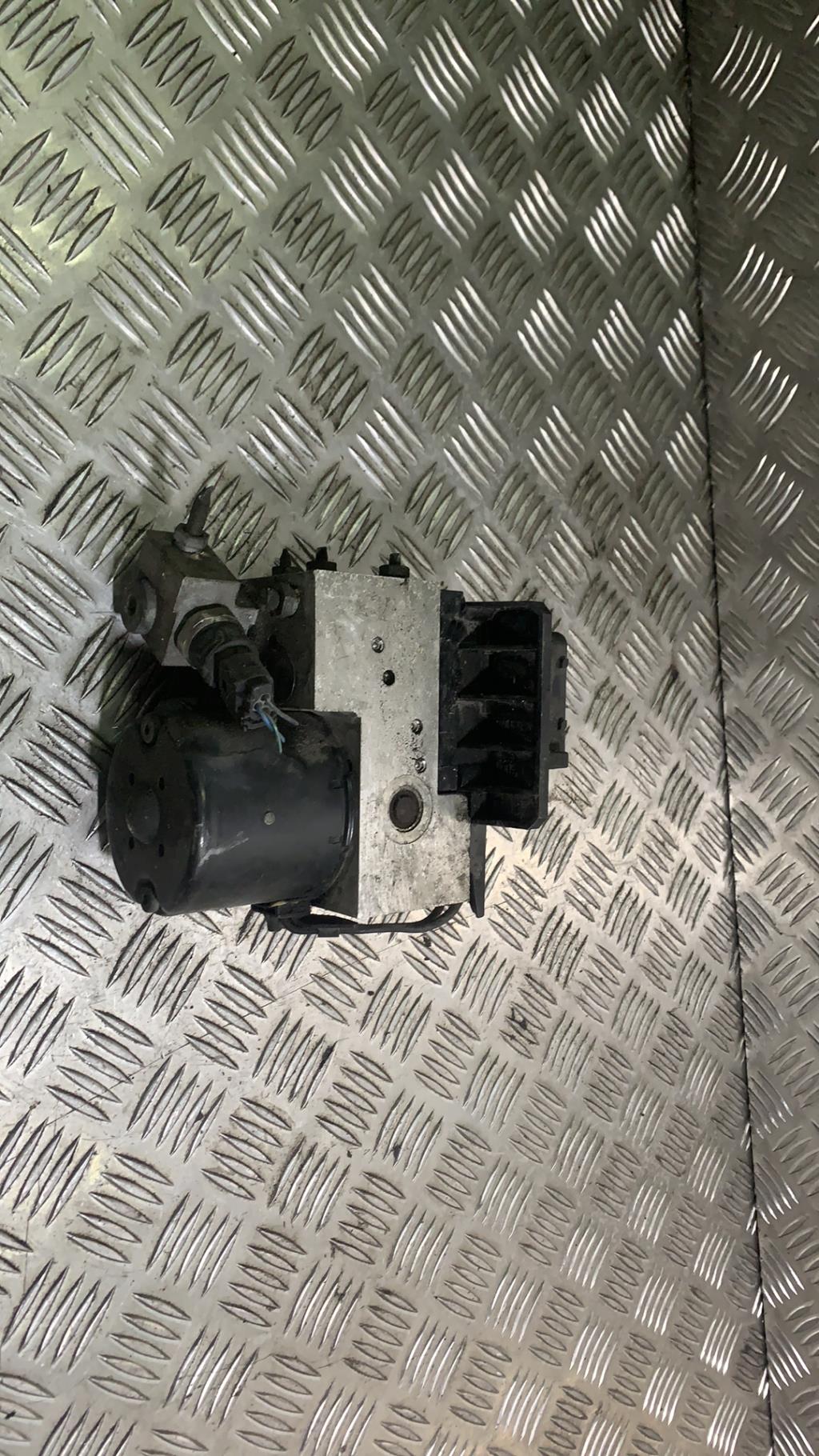 Blocco ABS (antibloccaggio freni) MERCEDES CLASSE S 220 Diésel - 1