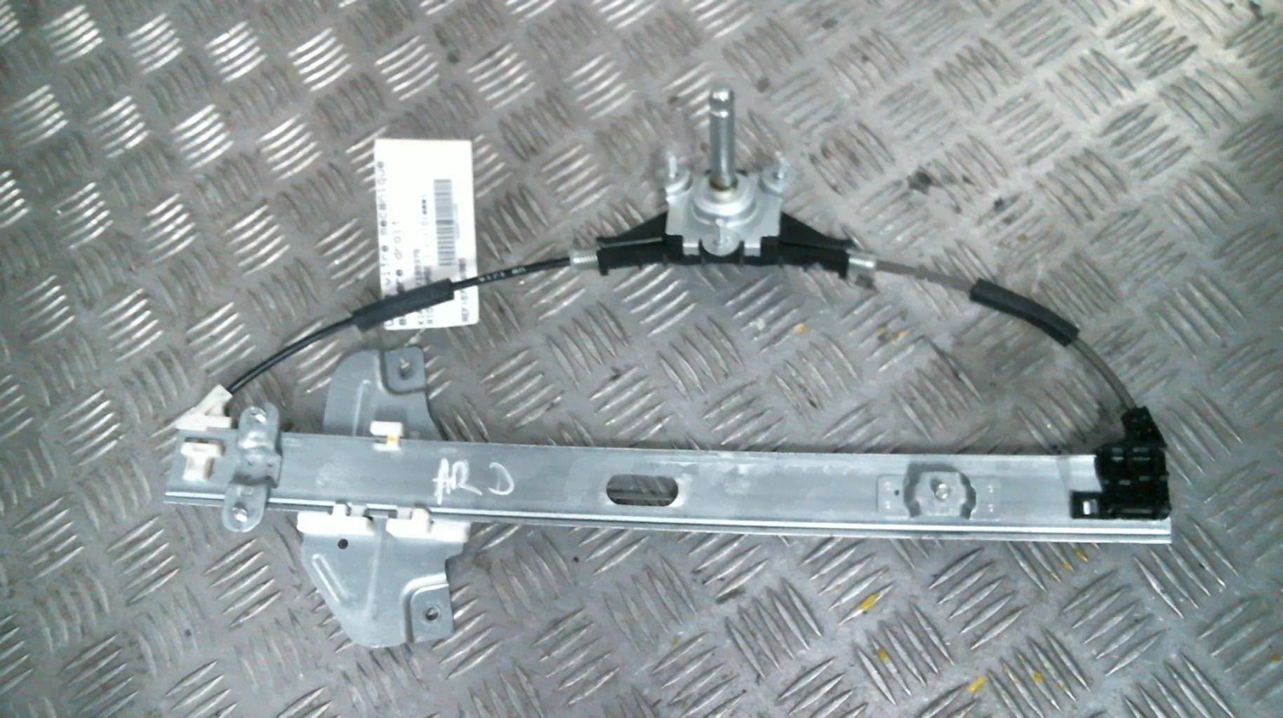 Alzacristalli manuale posteriore destro KIA RIO 3 PHASE 1 Diésel - 1