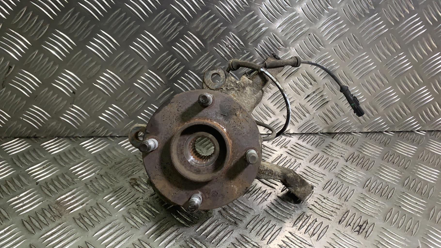 Fuso a snodo anteriore sinistro FORD FIESTA 6 PHASE 1 Gasolina - 1