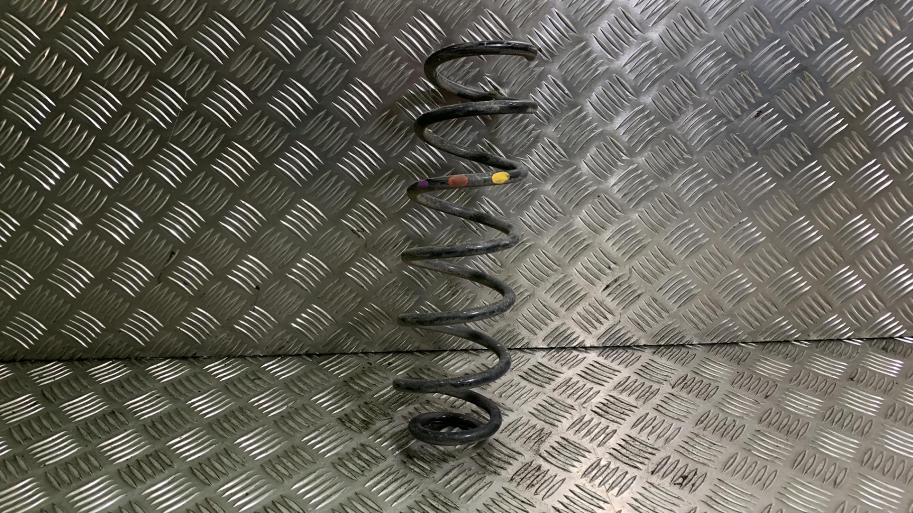Molla sospensione posteriore sinistra RENAULT MEGANE 4 PHASE 1 Diésel - 1