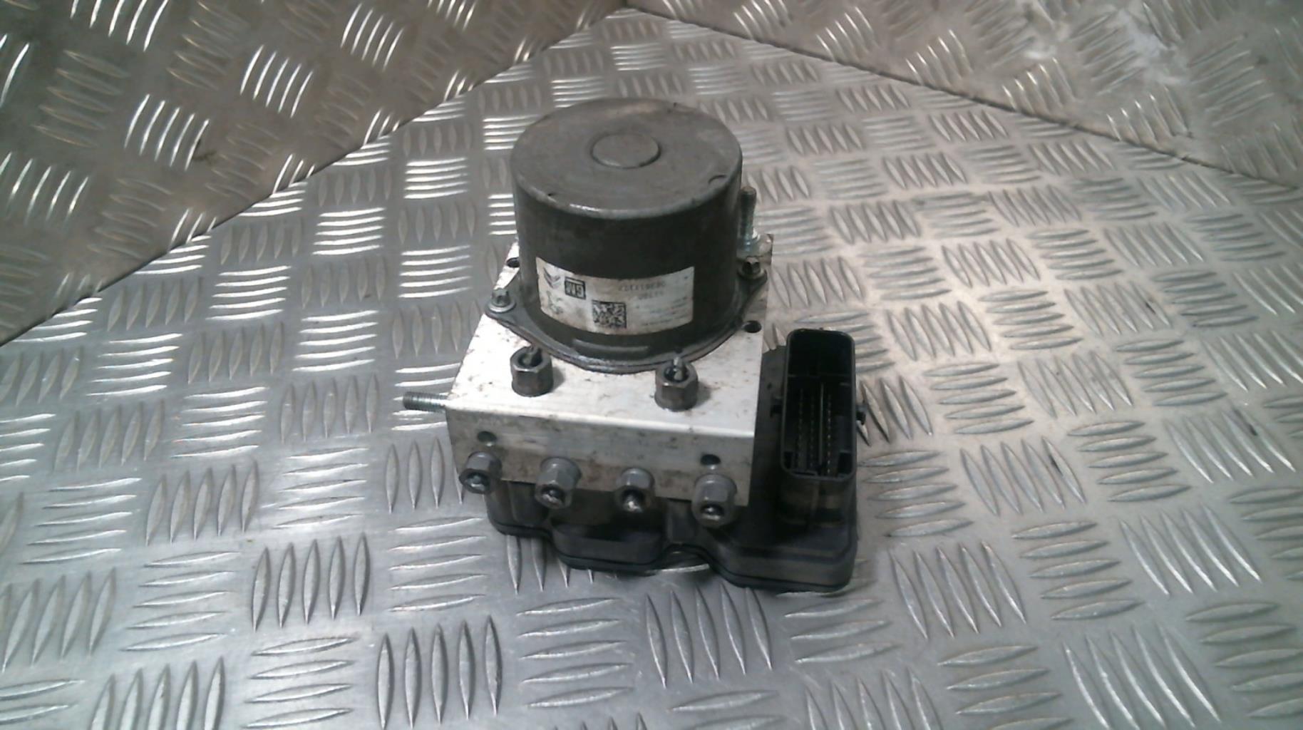 Blocco ABS (antibloccaggio freni) CITROEN C3 AIRCROSS PHASE 1 Gasolina - 1