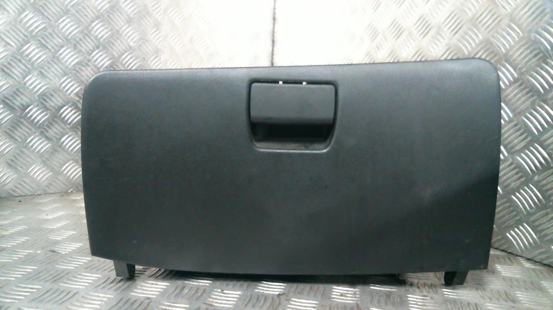 Guantera CHEVROLET AVEO 2 Gasolina - 1