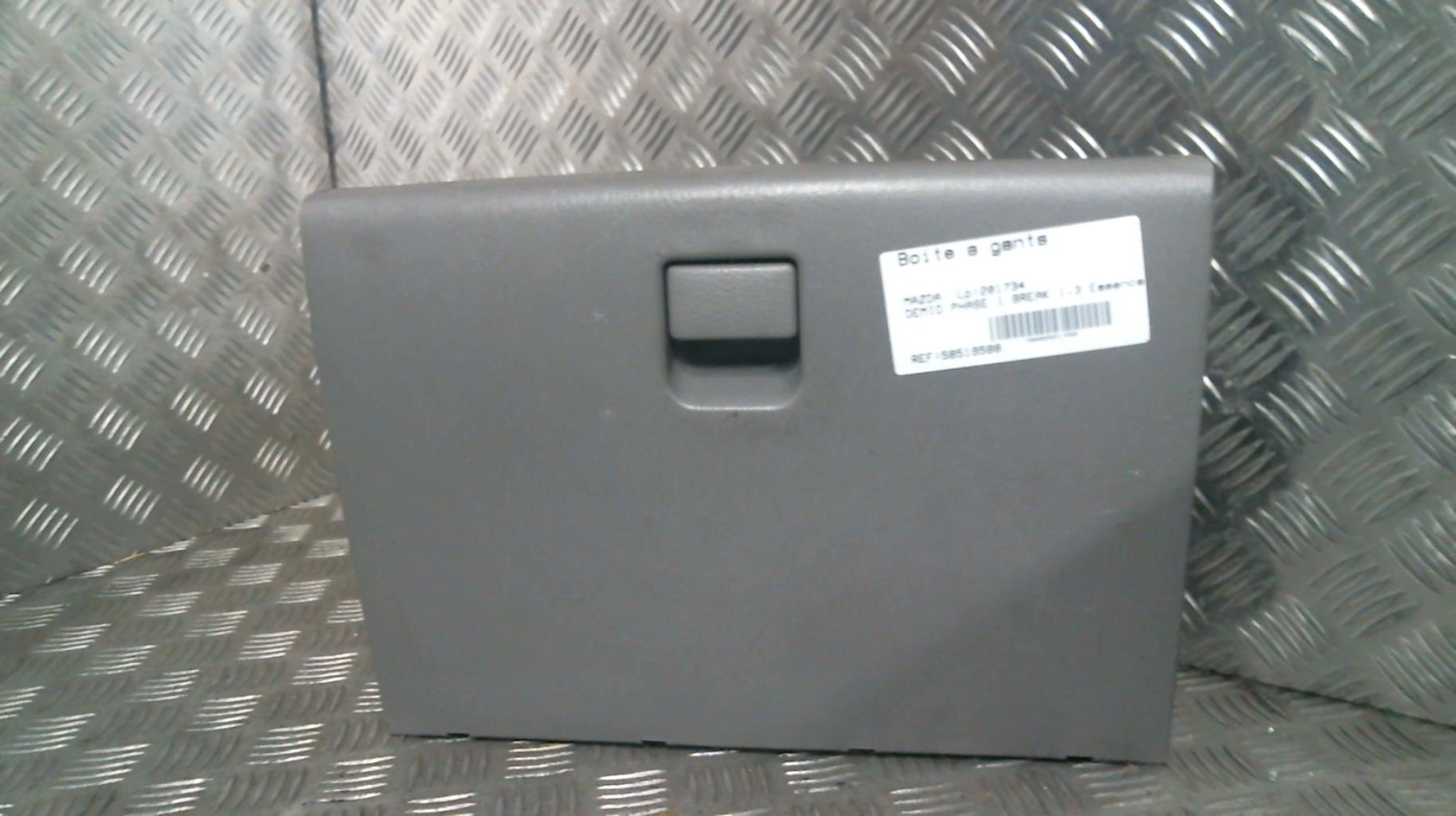 Boite a gants MAZDA DEMIO PHASE 1 BREAK Essence - 1