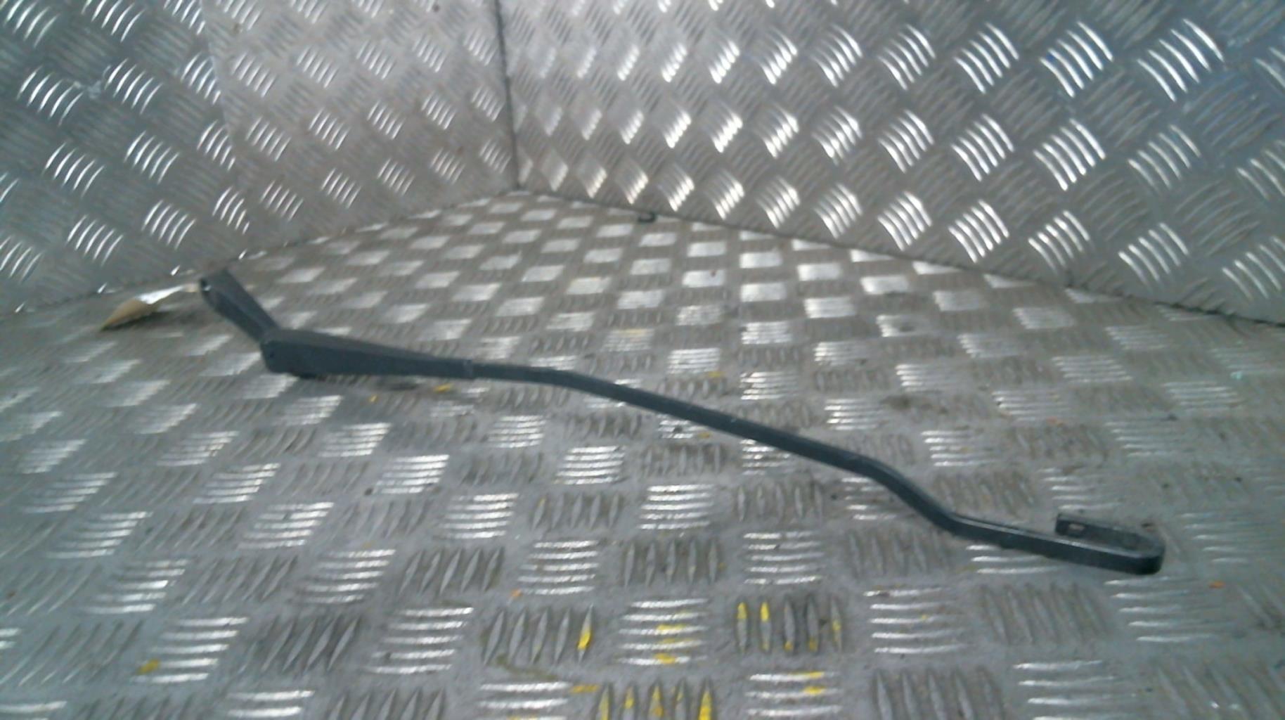 Braccio tergicristallo anteriore destro VOLKSWAGEN GOLF 3 Diésel - 1
