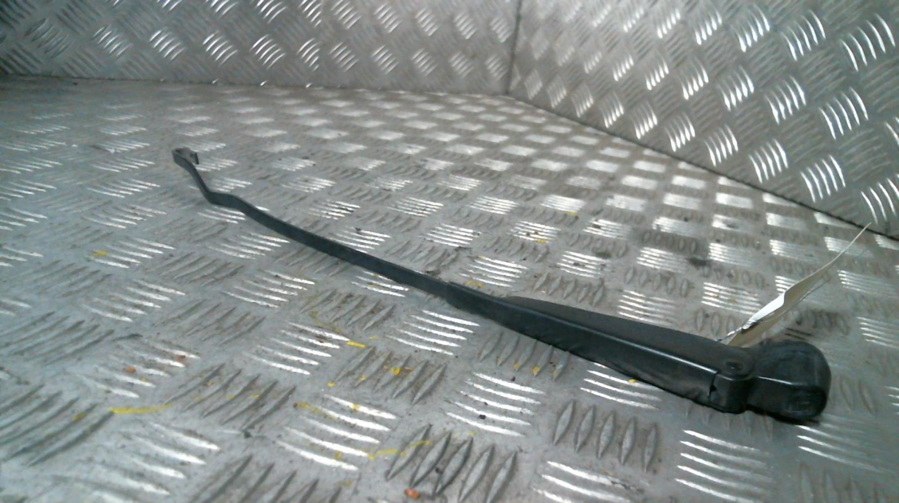 Braccio tergicristallo anteriore destro VOLKSWAGEN POLO 2 PHASE 2 COUPE  - 1