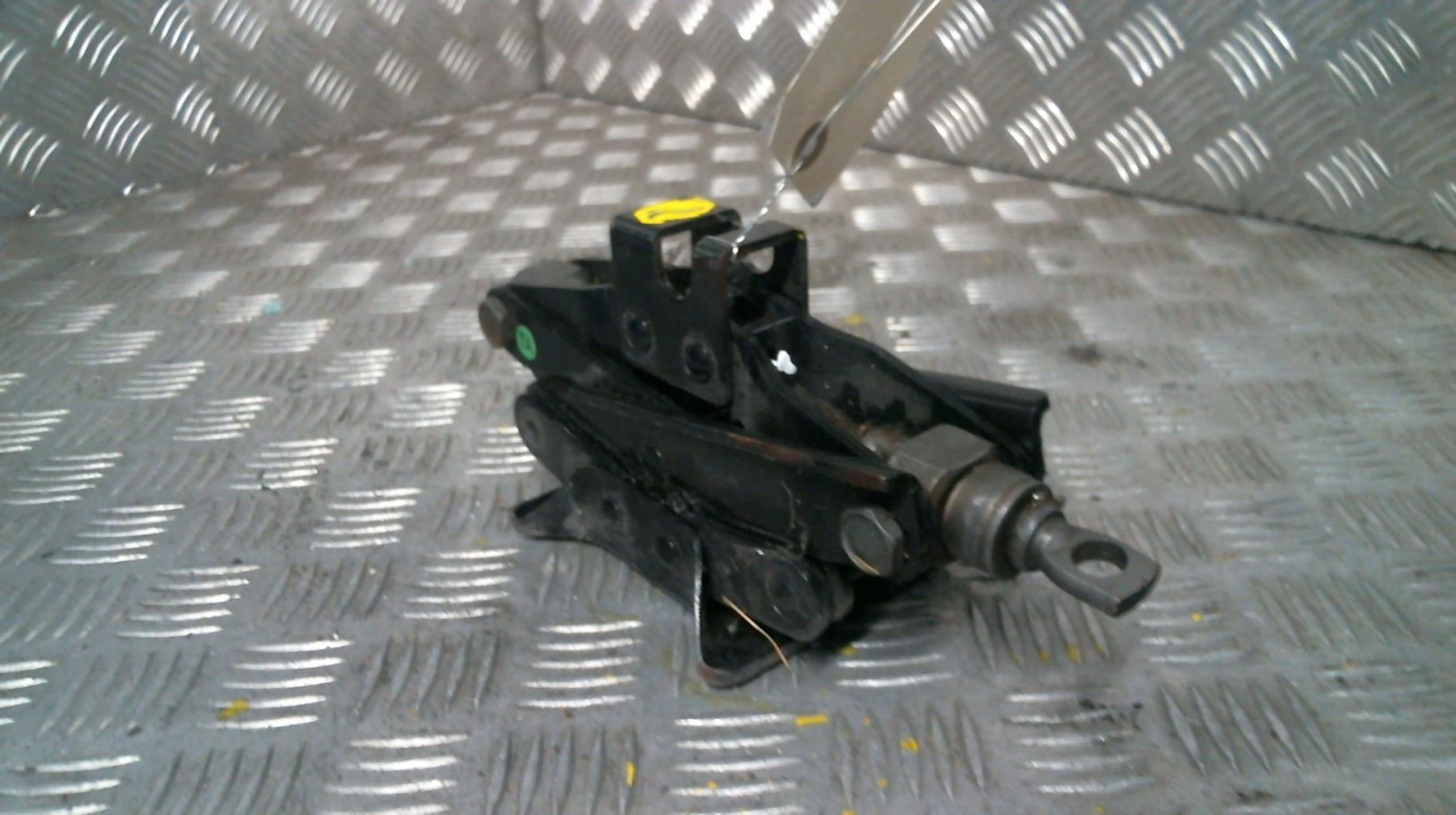 Cric CHEVROLET KALOS Essence - 1