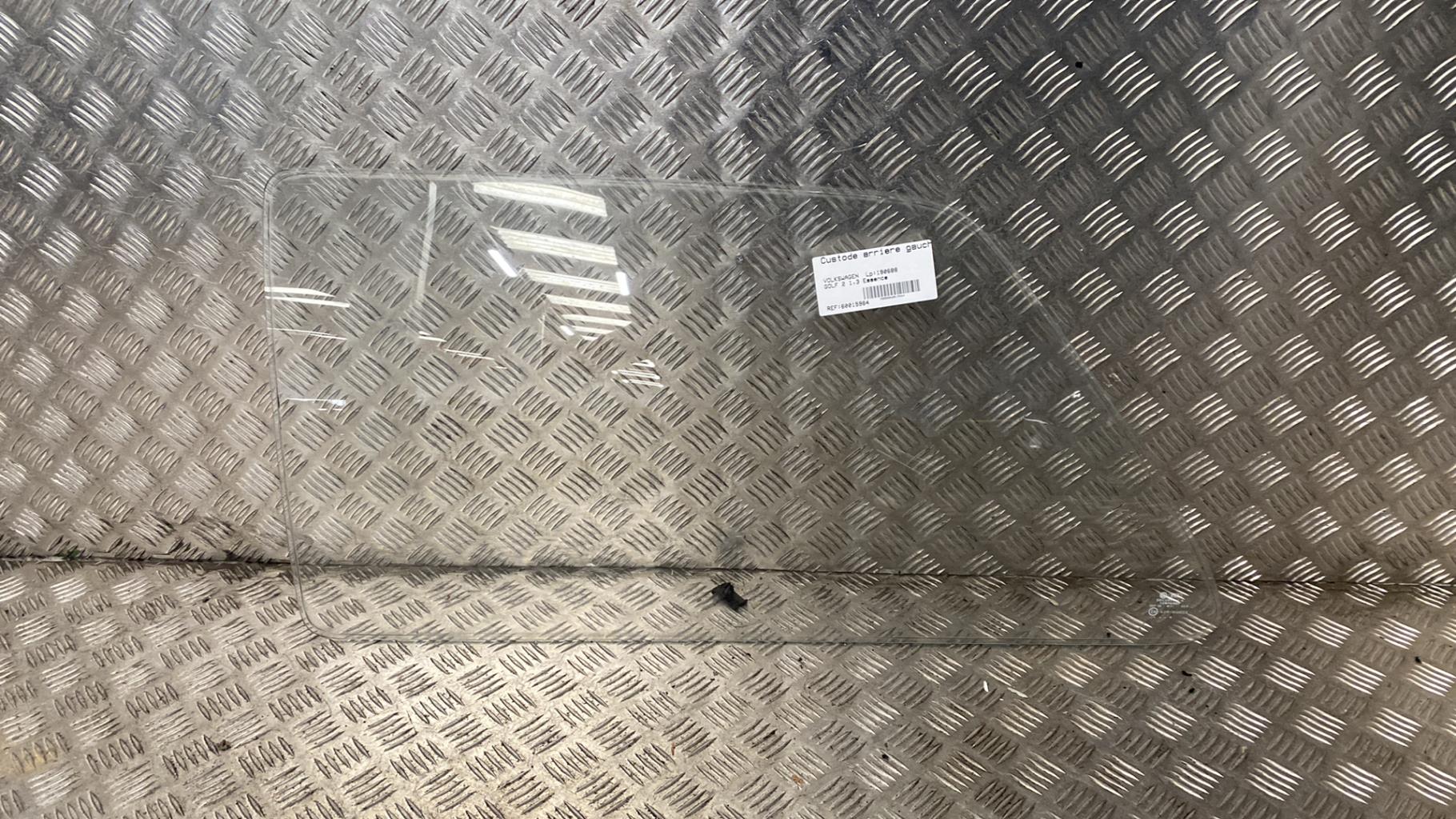 Vetro laterale fisso posteriore sinistro VOLKSWAGEN GOLF 2 Gasolina - 1