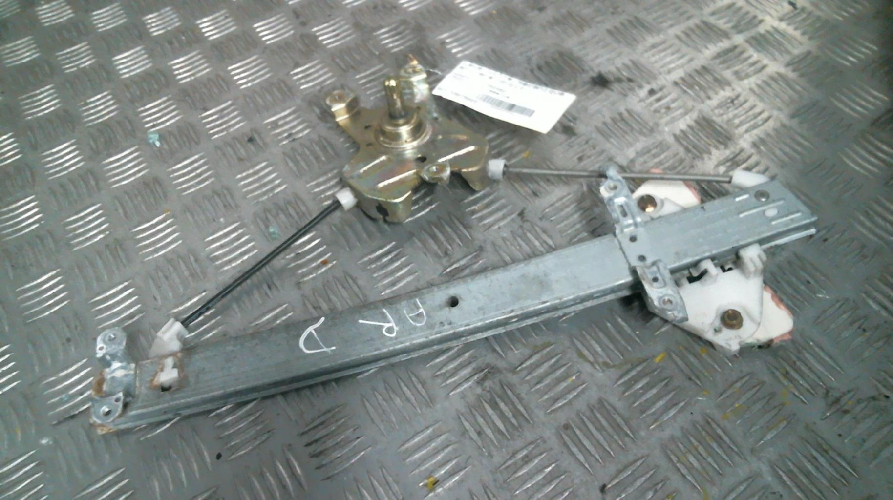 Alzacristalli manuale posteriore destro HONDA JAZZ 2 Gasolina - 1