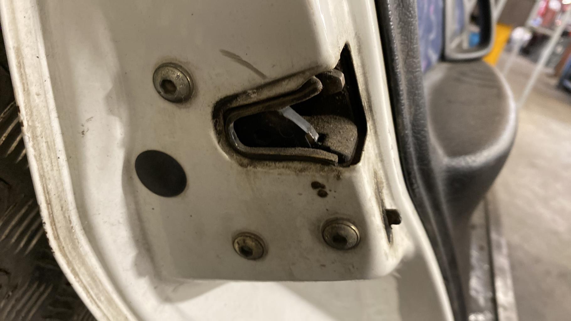Portiera posteriore sinistra SEAT IBIZA 2 PHASE 1 Gasolina - 1