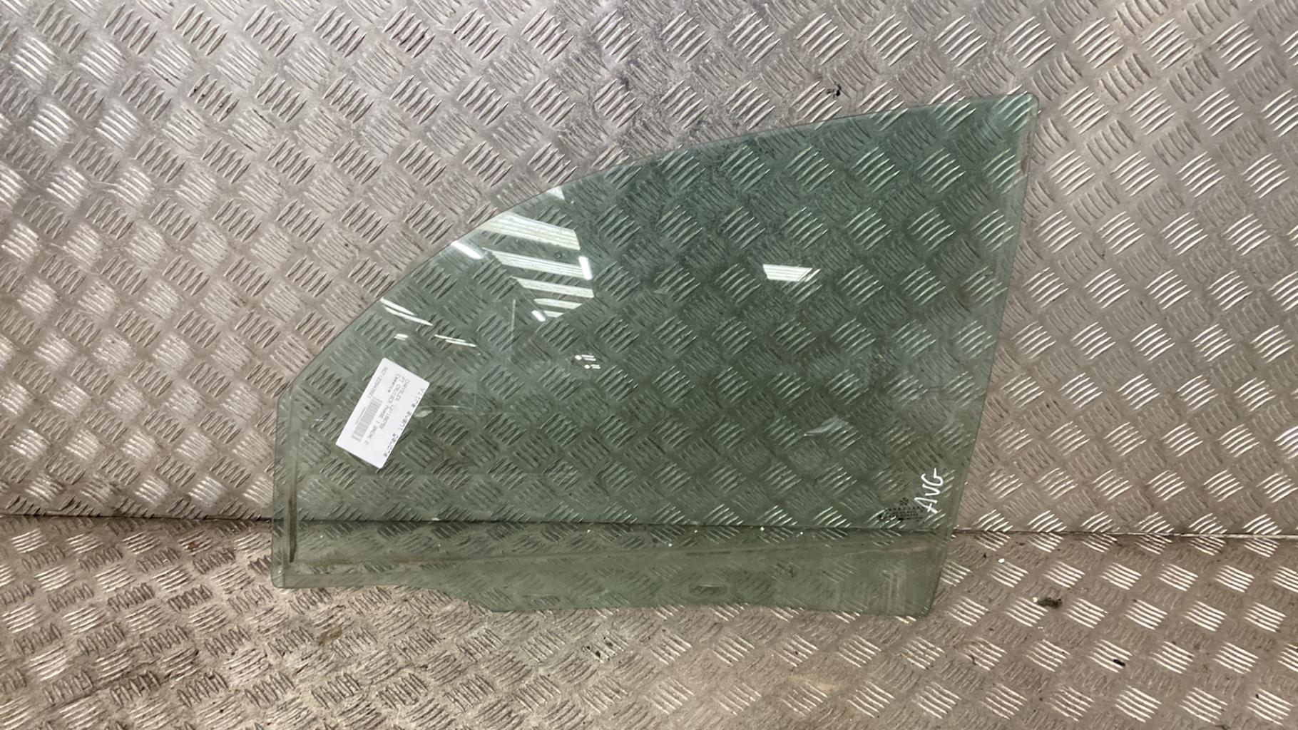 Vitre avant gauche CHRYSLER PT CRUISER PHASE 1 BREAK Essence - 1