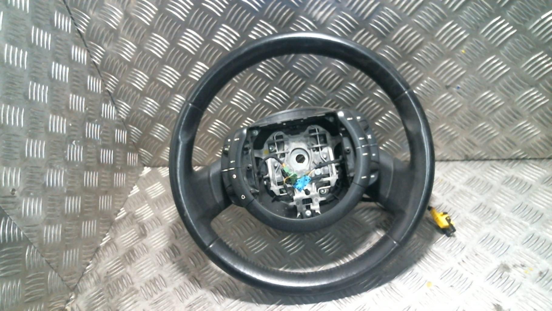 Volant CITROEN C4 1 PHASE 1 COUPE Diesel - 1
