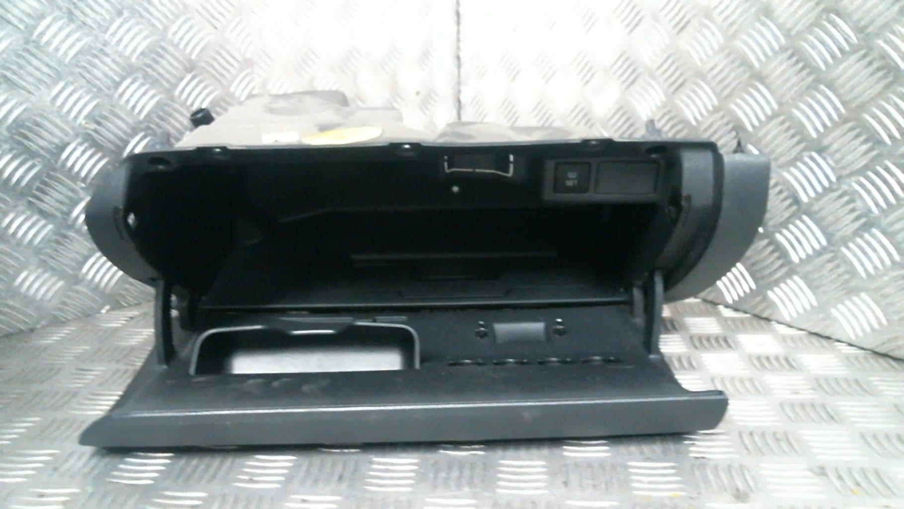 Vano portaoggetti VOLKSWAGEN POLO 5 PHASE 1 Gasolina - 1