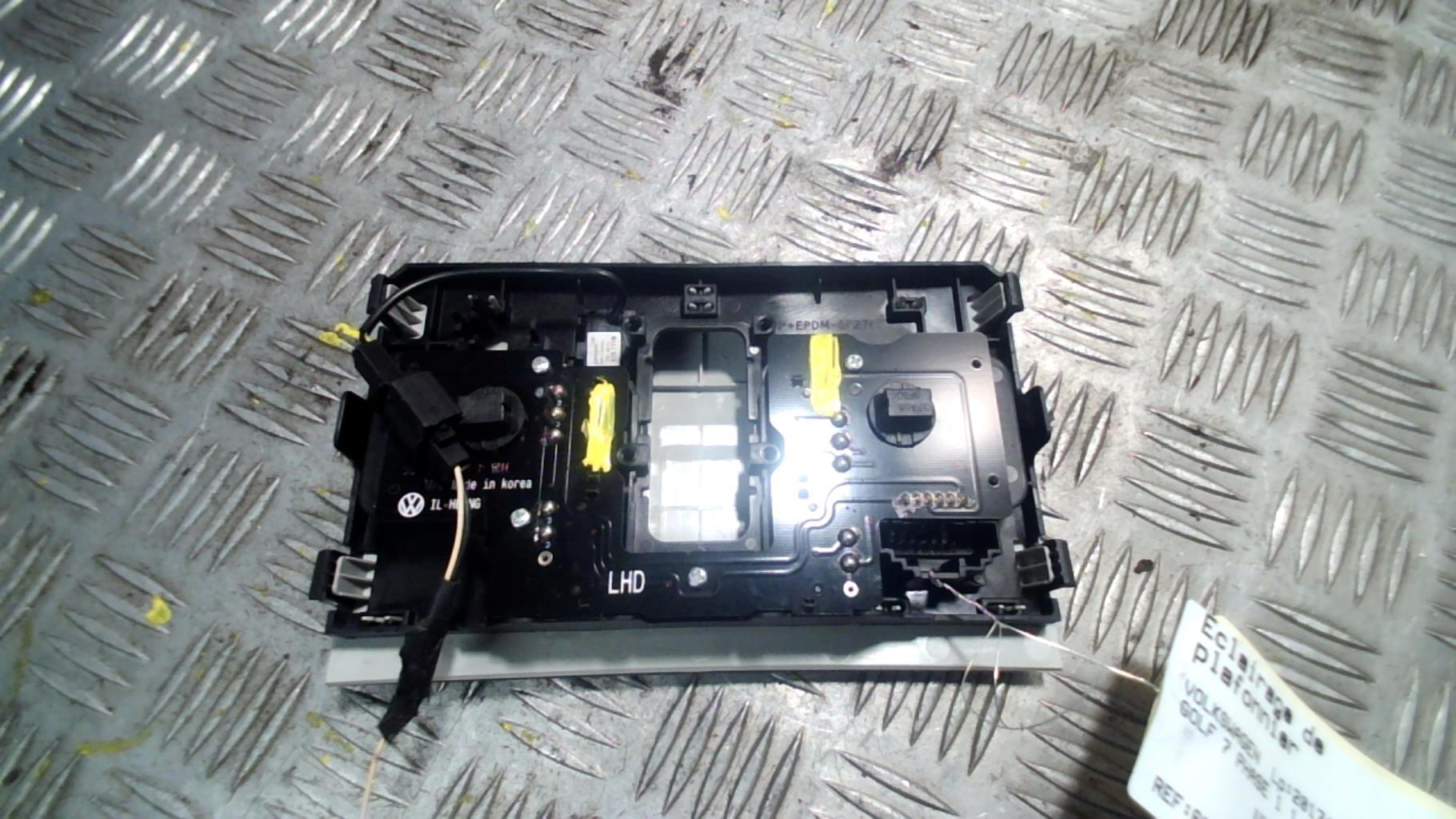 Eclairage de plafonnier VOLKSWAGEN GOLF 7 PHASE 1 Diesel - 1