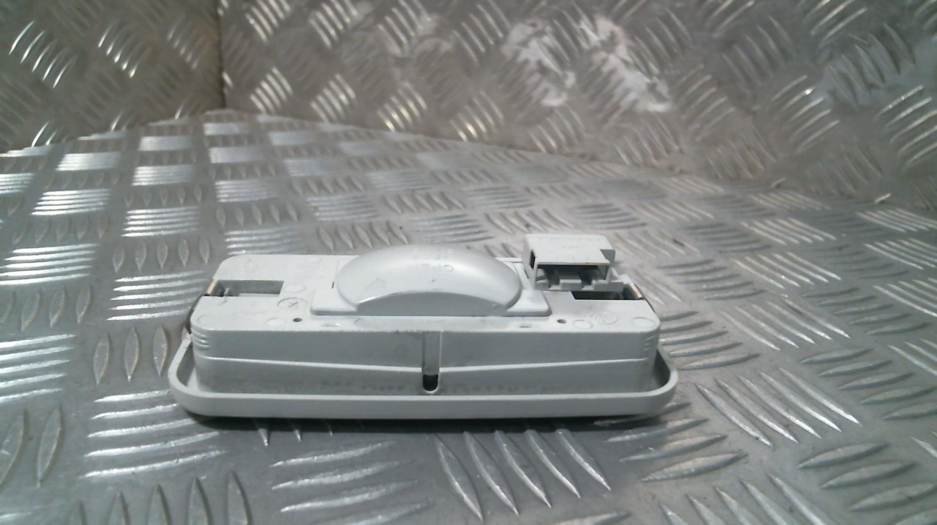 Eclairage de plafonnier VOLKSWAGEN POLO 3 PHASE 2 Diesel - 1