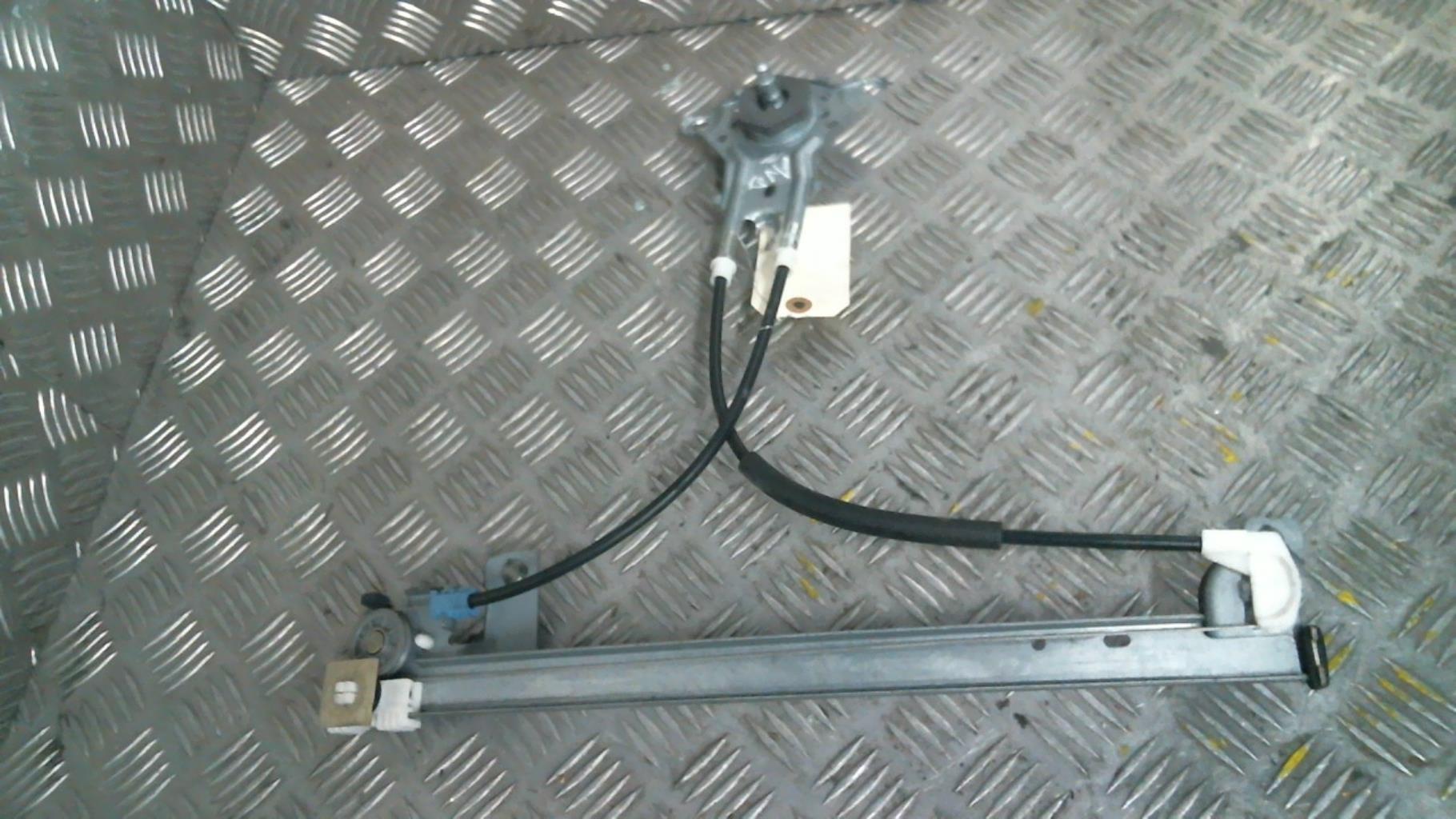 Alzacristalli manuale posteriore destro CITROEN SAXO PHASE 2 Diésel - 1