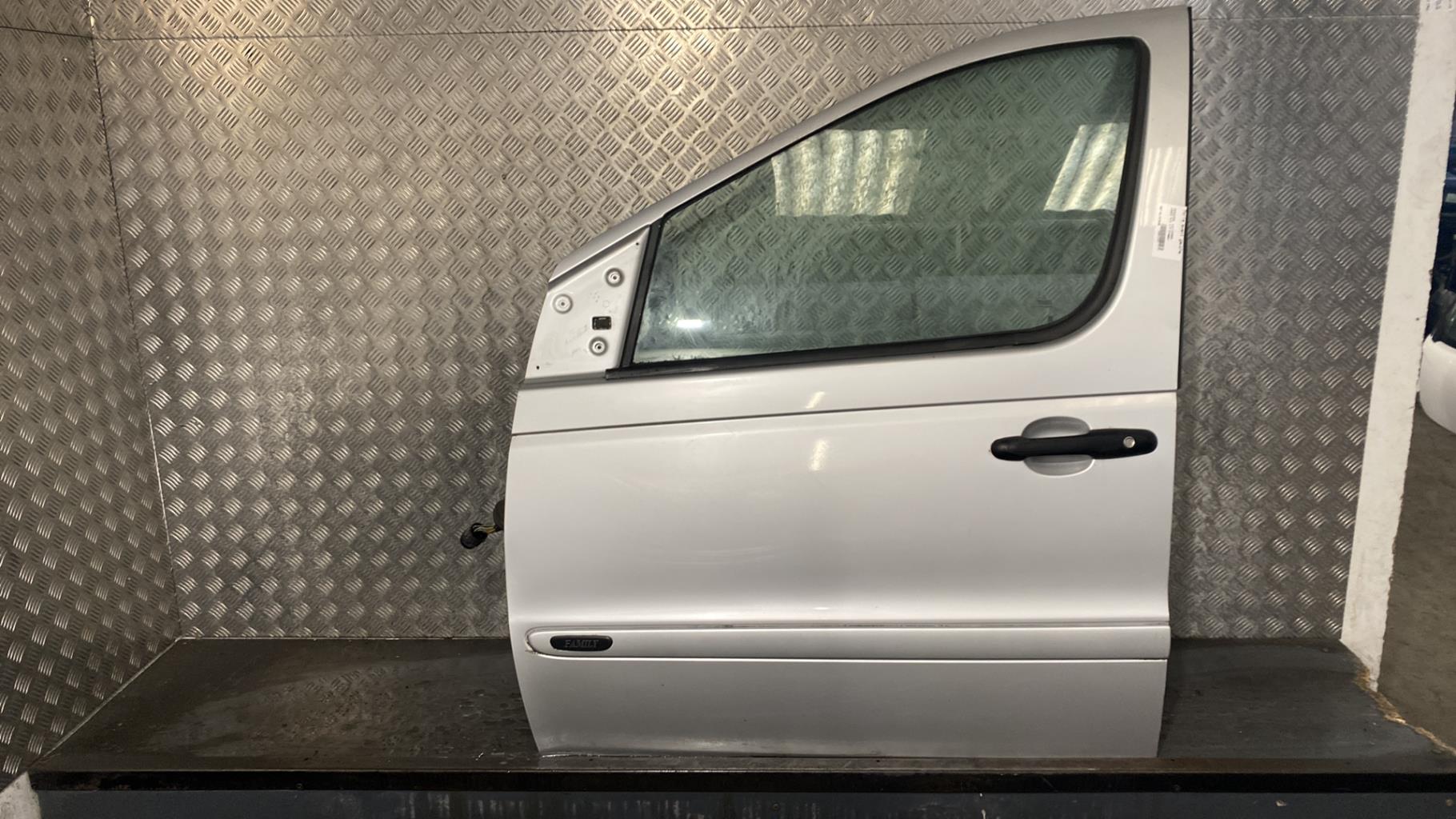 Portiera anteriore sinistra MERCEDES VANEO 414 Diésel - 1