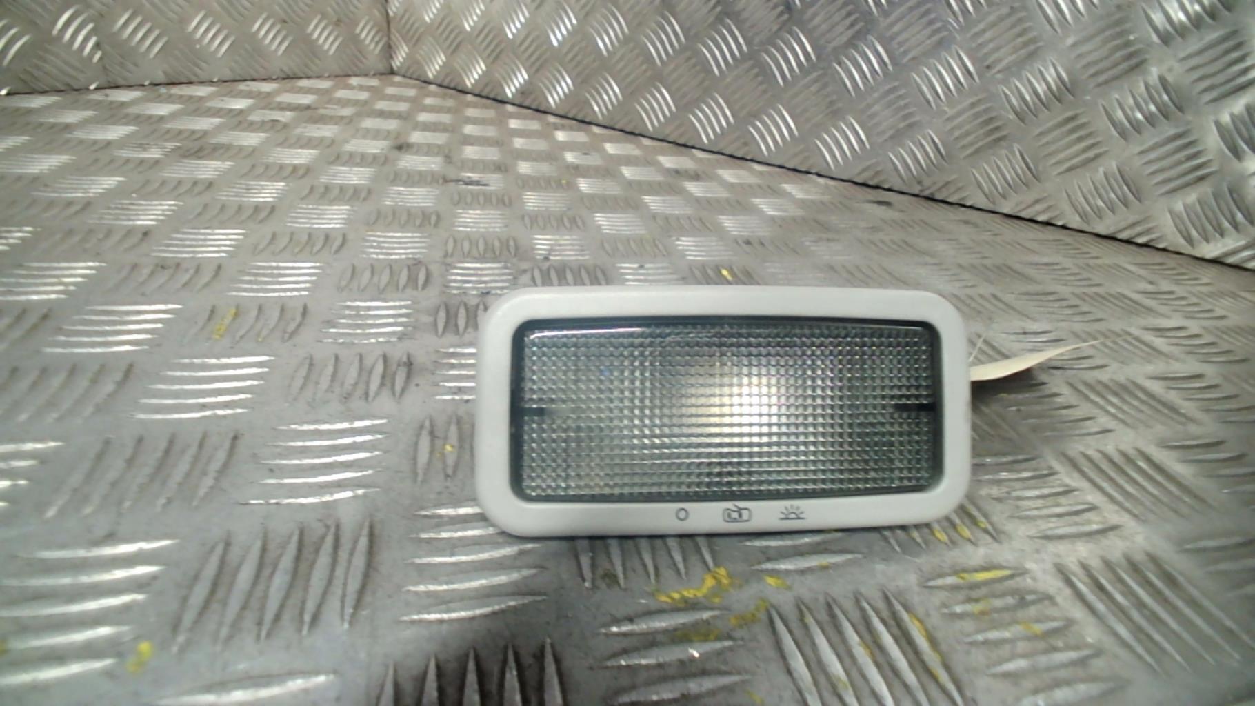 Luce di cortesia VOLKSWAGEN LUPO Gasolina - 1