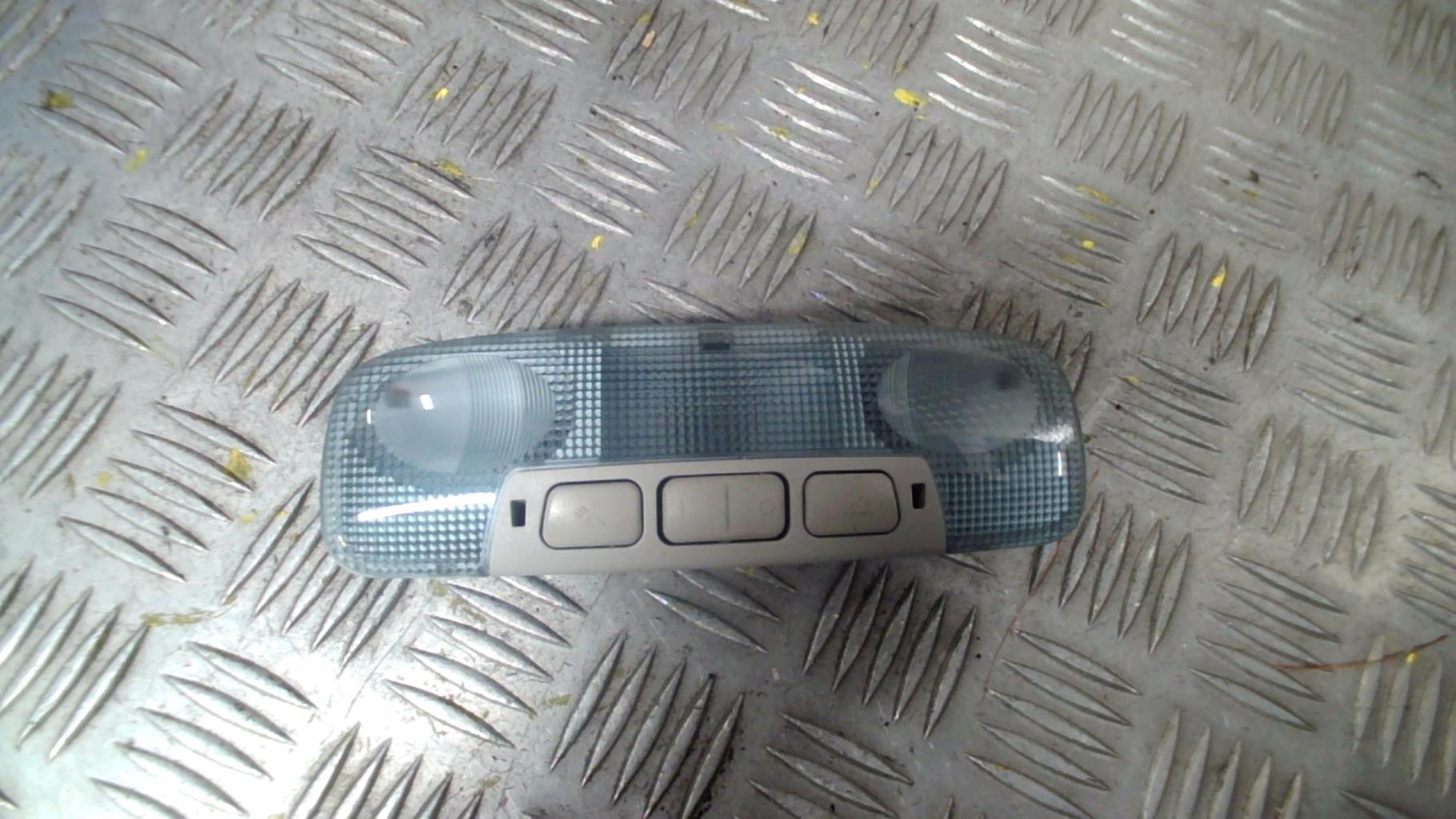 Eclairage de plafonnier FORD MONDEO 3 PHASE 2 Diesel - 1