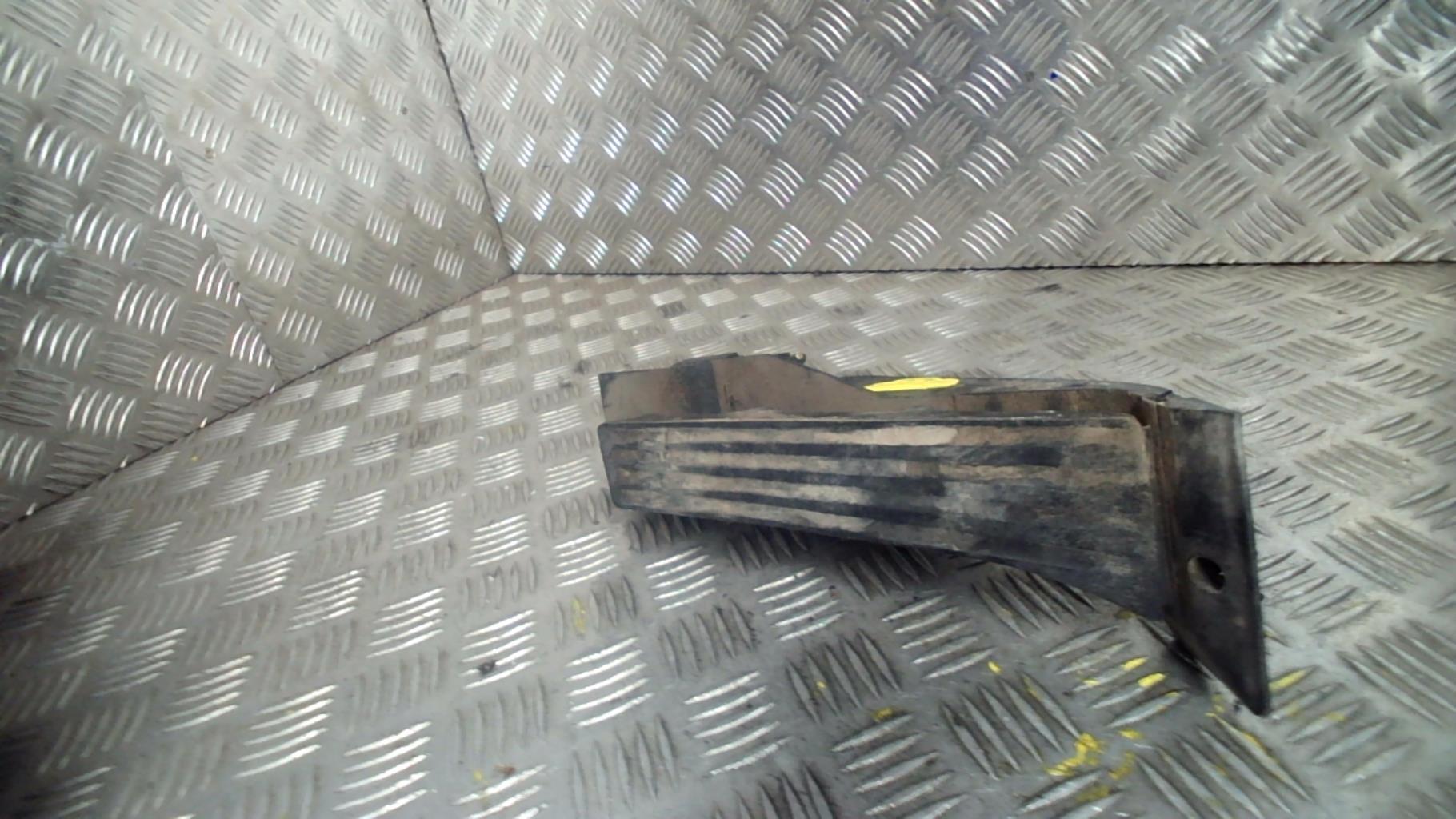 Pedale acceleratore BMW SERIE 3 E91 TOURING PHASE 1 BREAK Diésel - 1